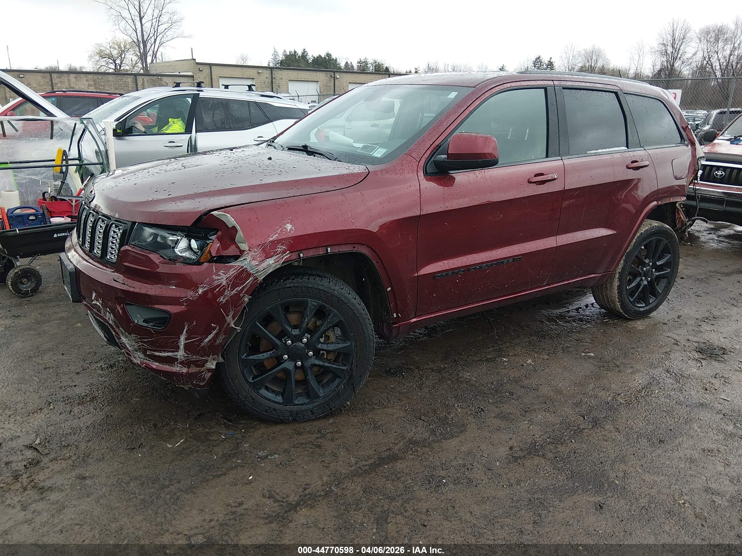 JEEP GRAND image 2