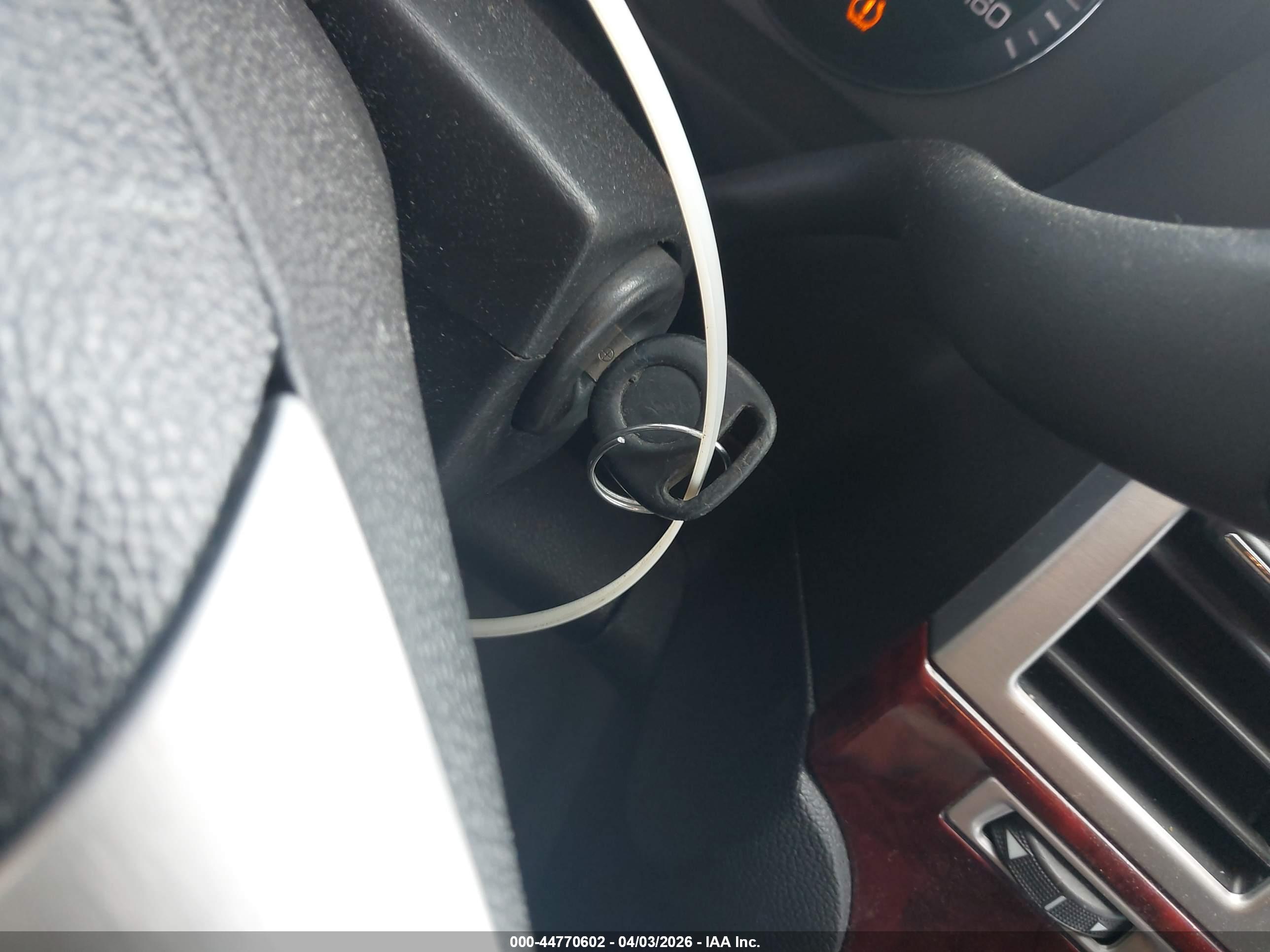 CADILLAC ESCALADE image 11