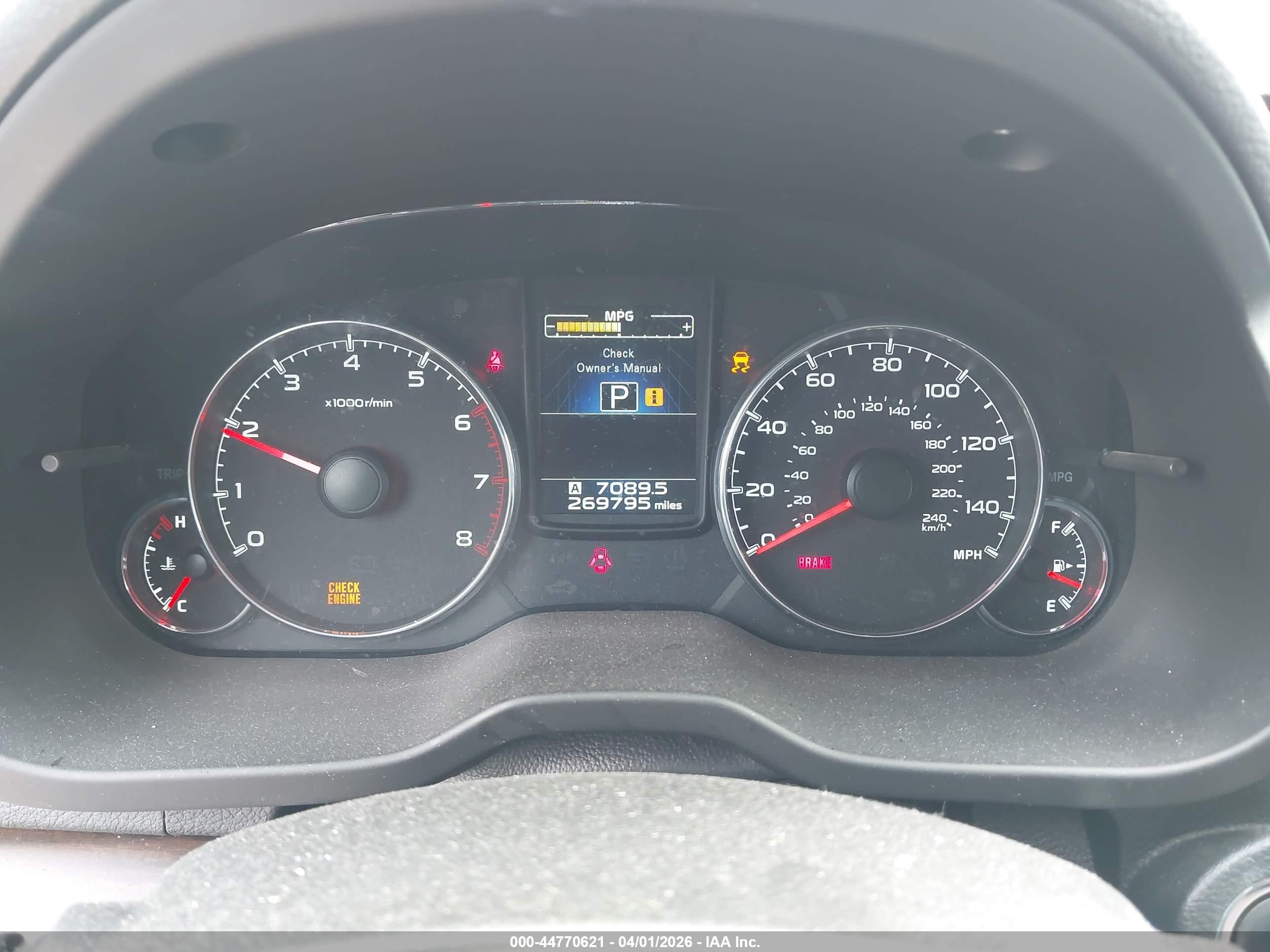 SUBARU OUTBACK image 7