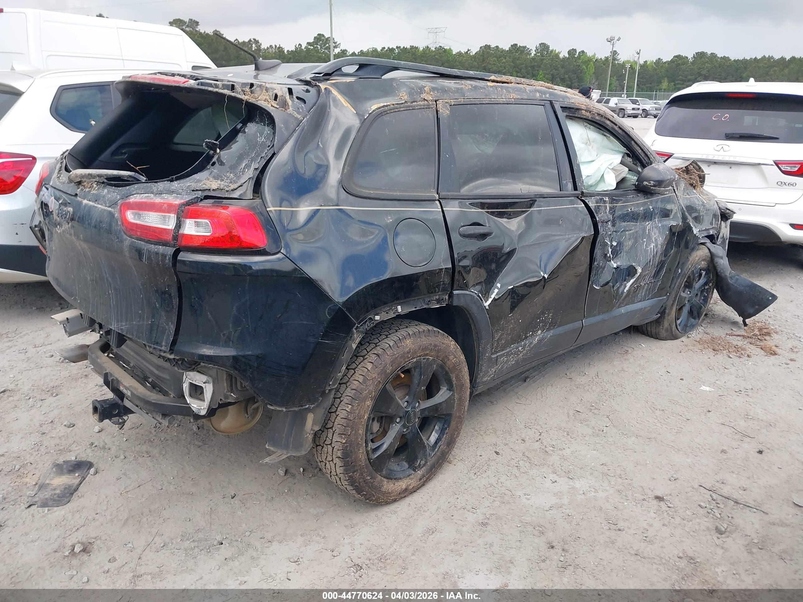 JEEP CHEROKEE image 4