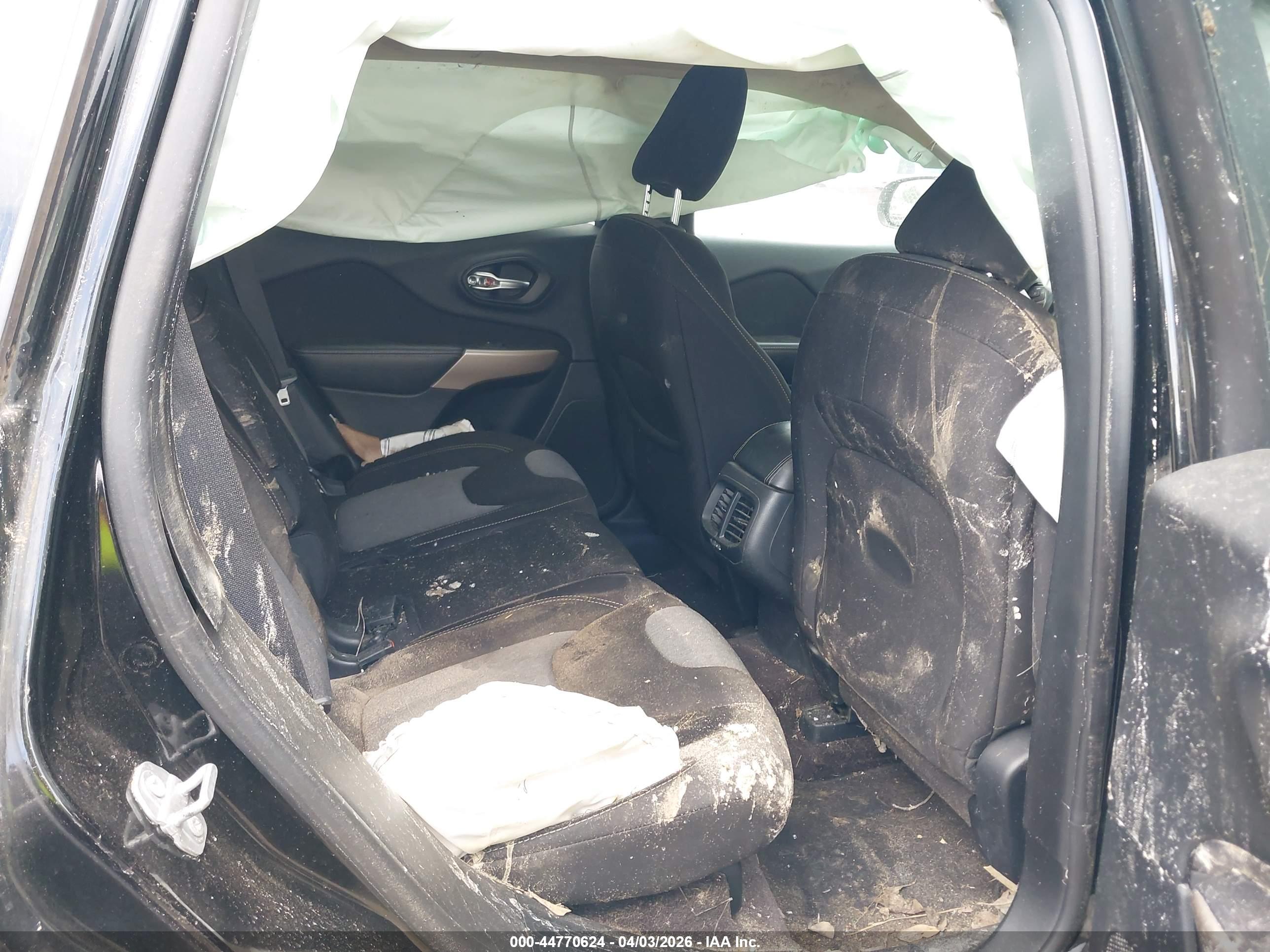 JEEP CHEROKEE image 8