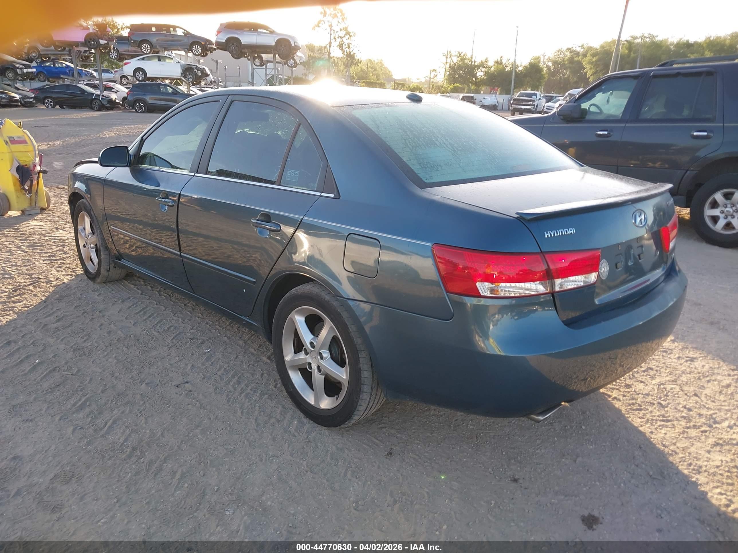 HYUNDAI SONATA image 3