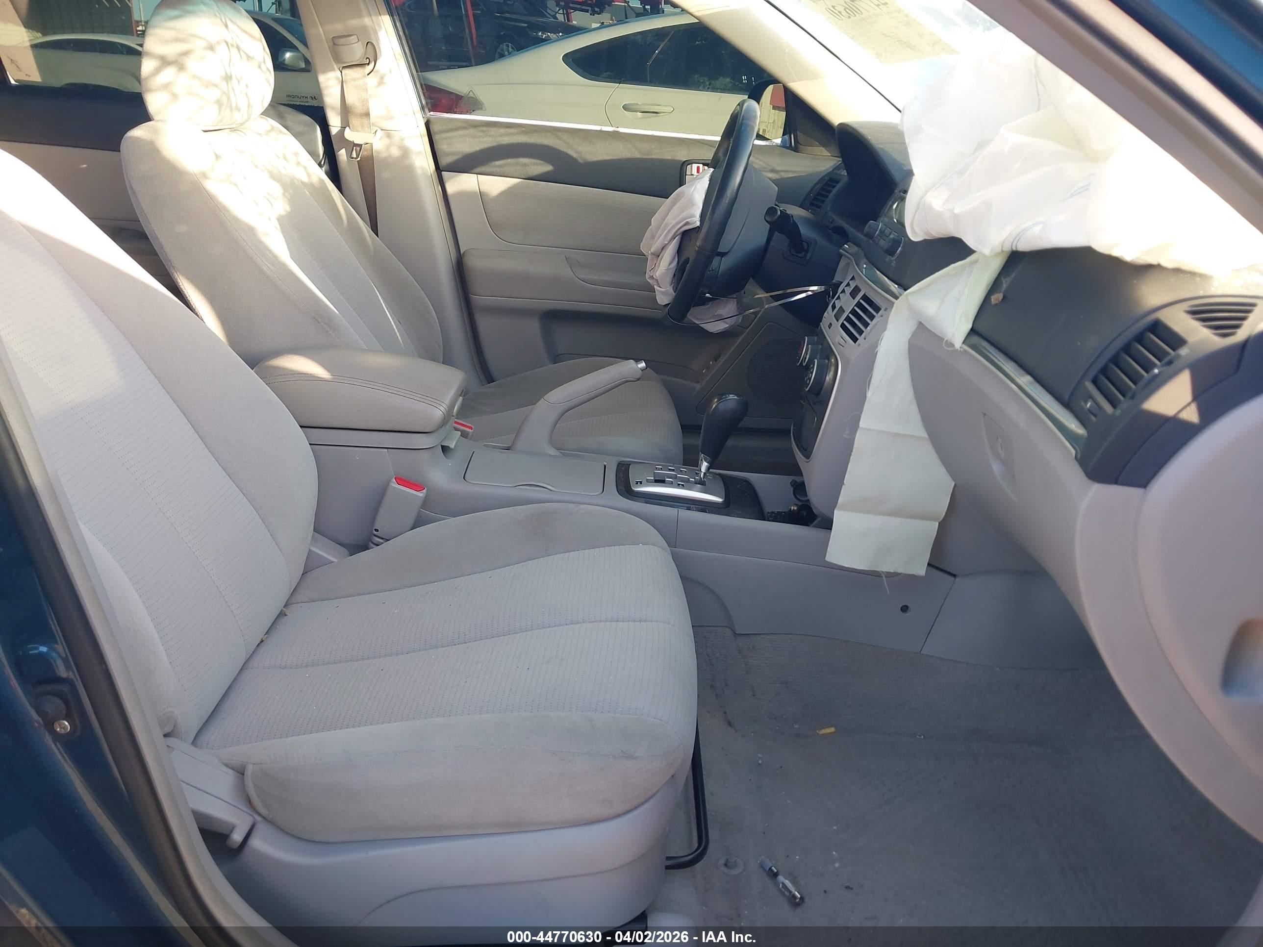 HYUNDAI SONATA image 5