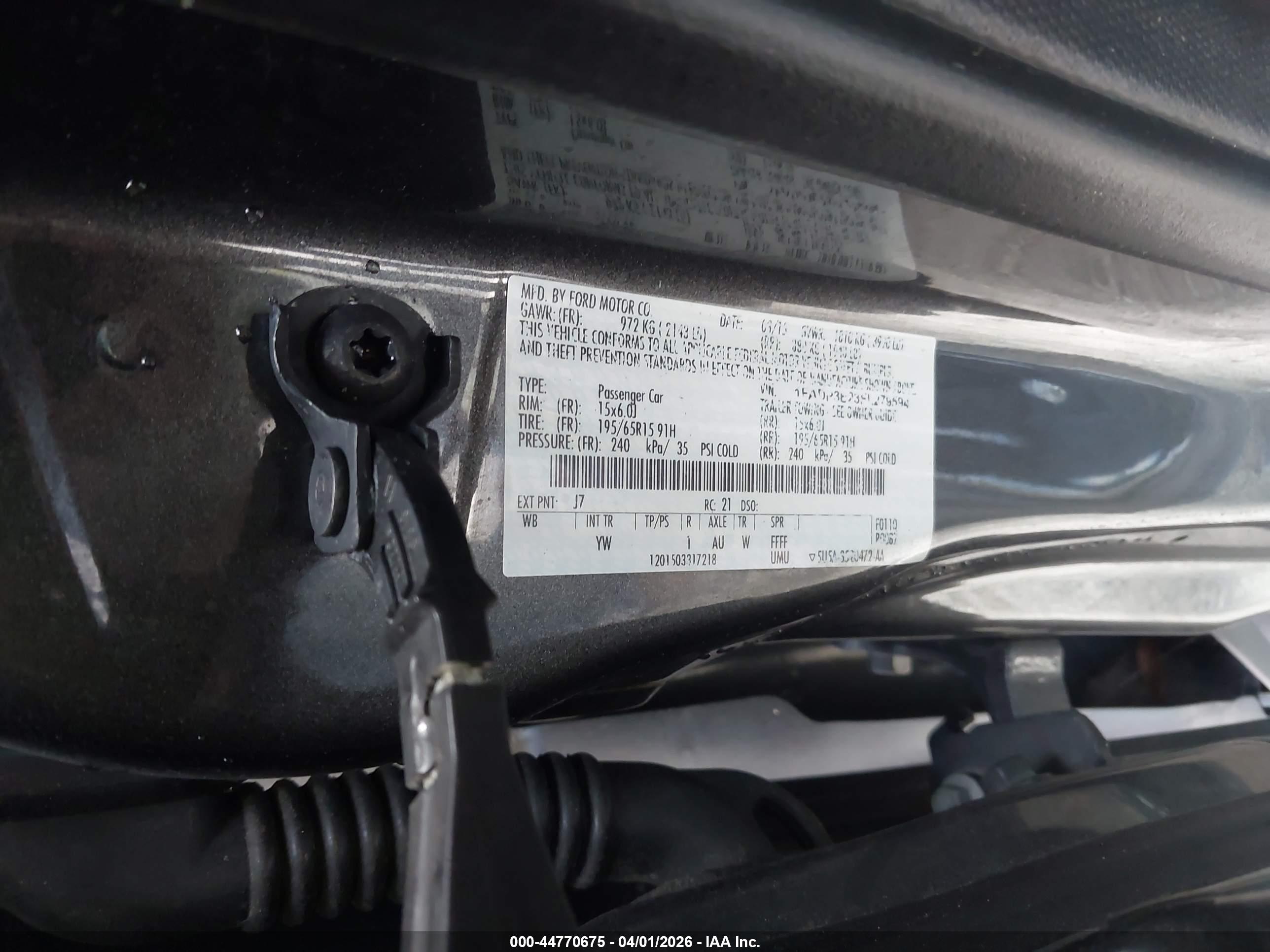 FORD FOCUS image 9