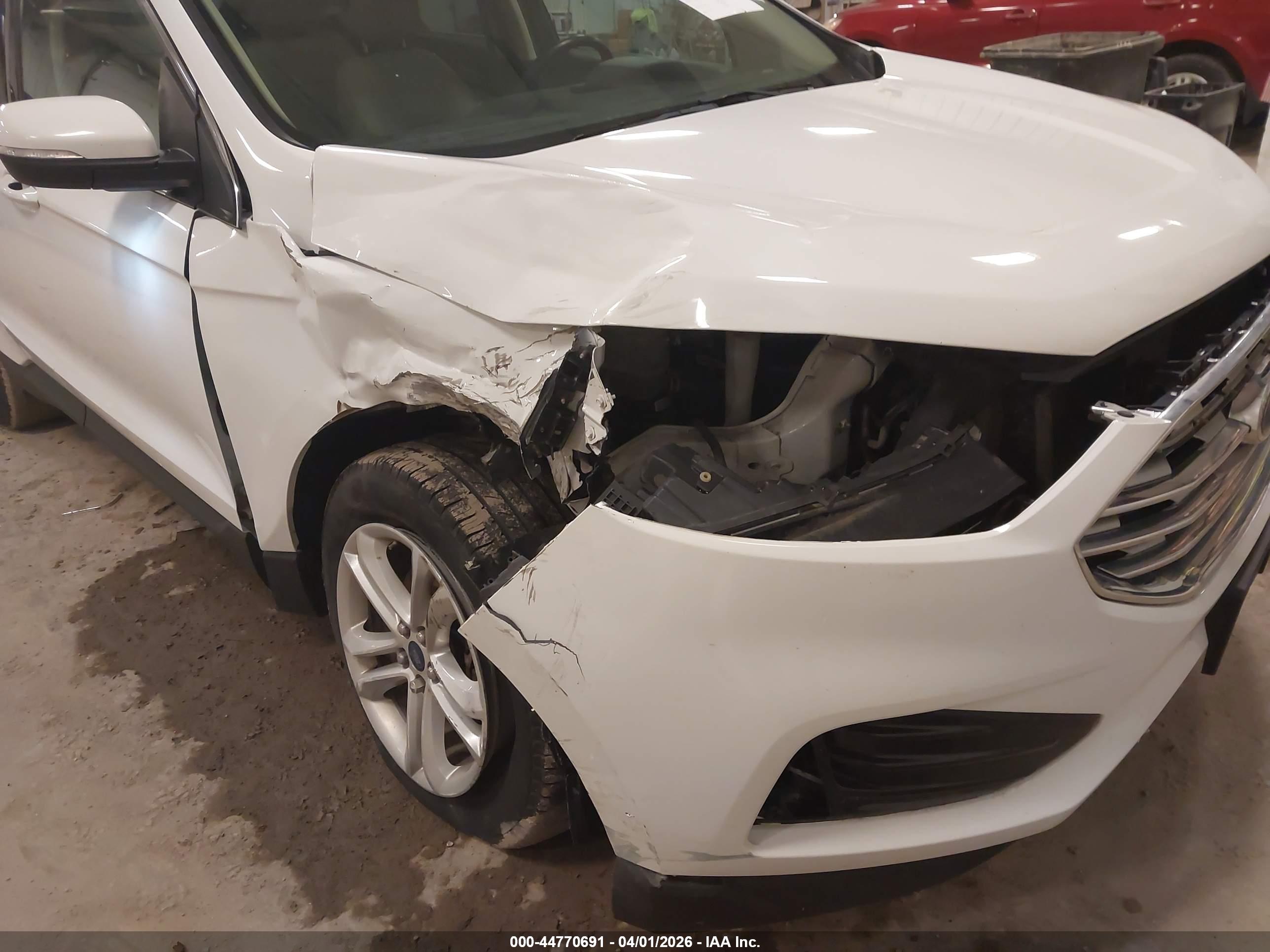 FORD EDGE image 6