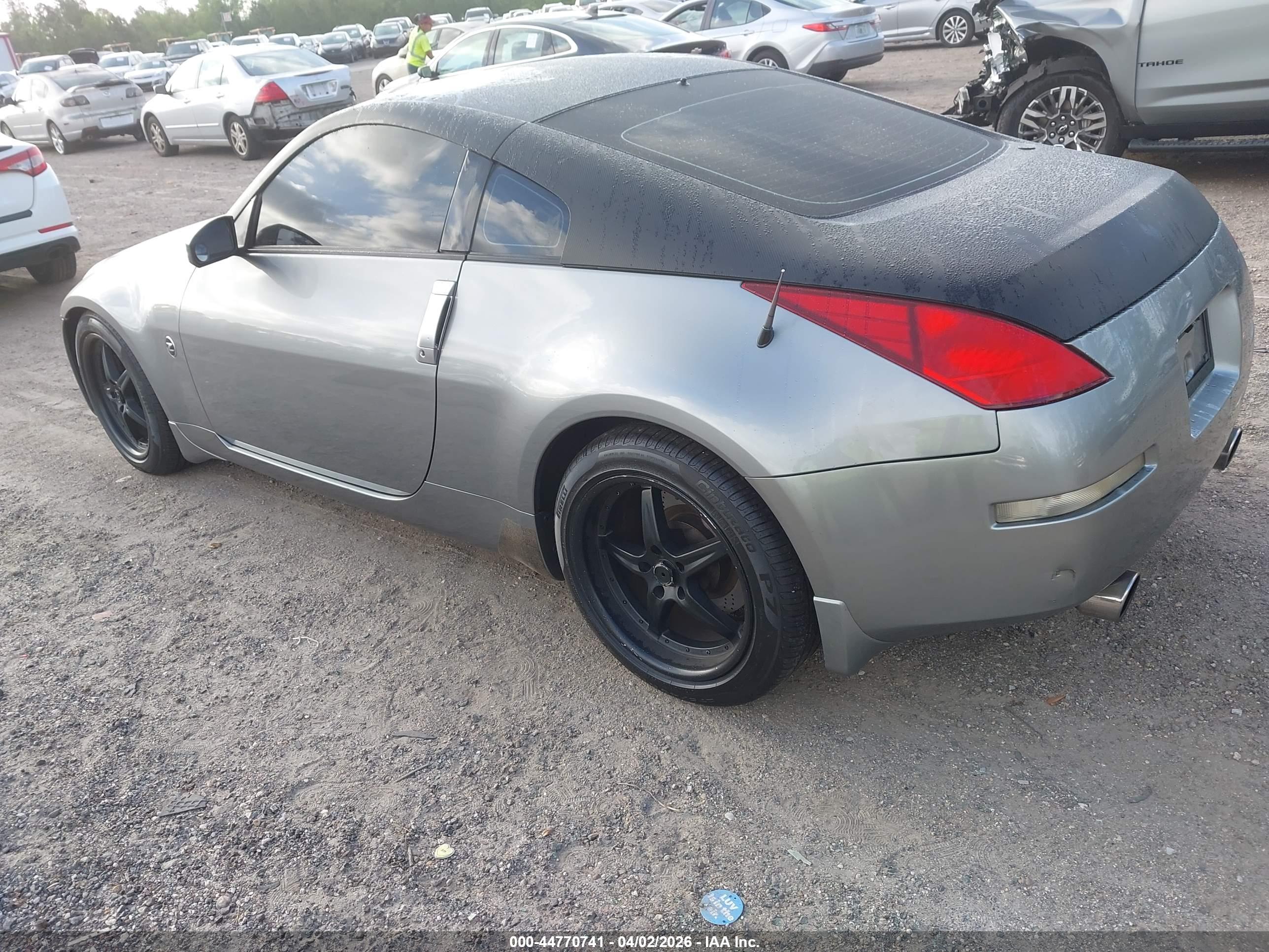 NISSAN 350Z image 3