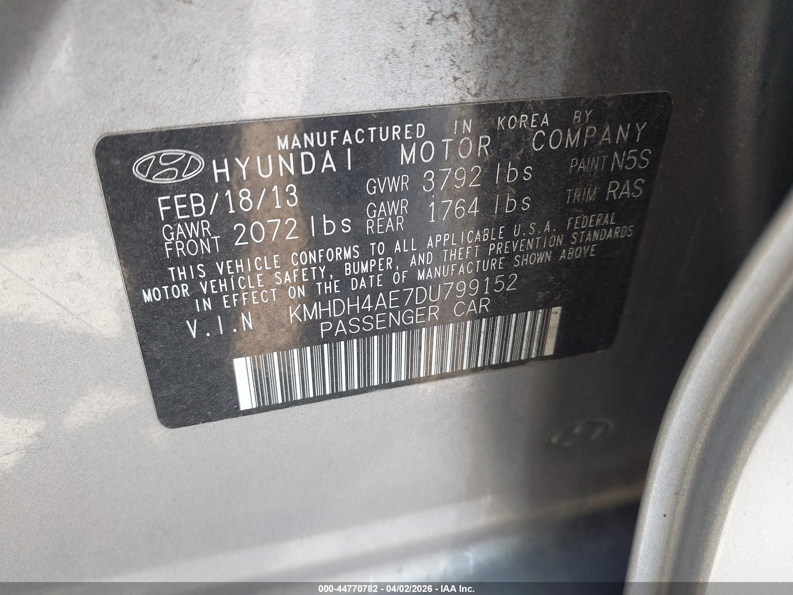 HYUNDAI ELANTRA image 9