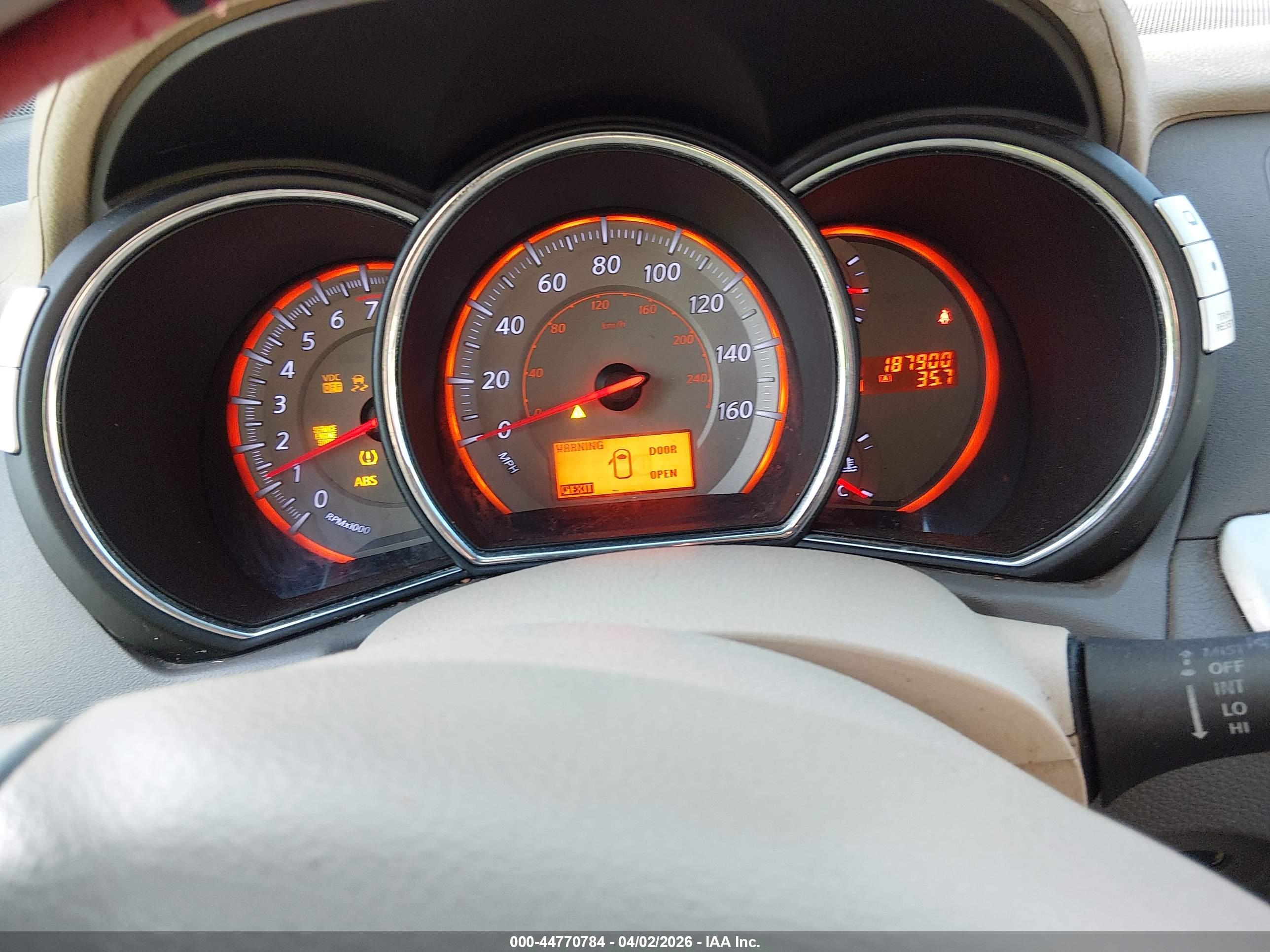 NISSAN MURANO image 7