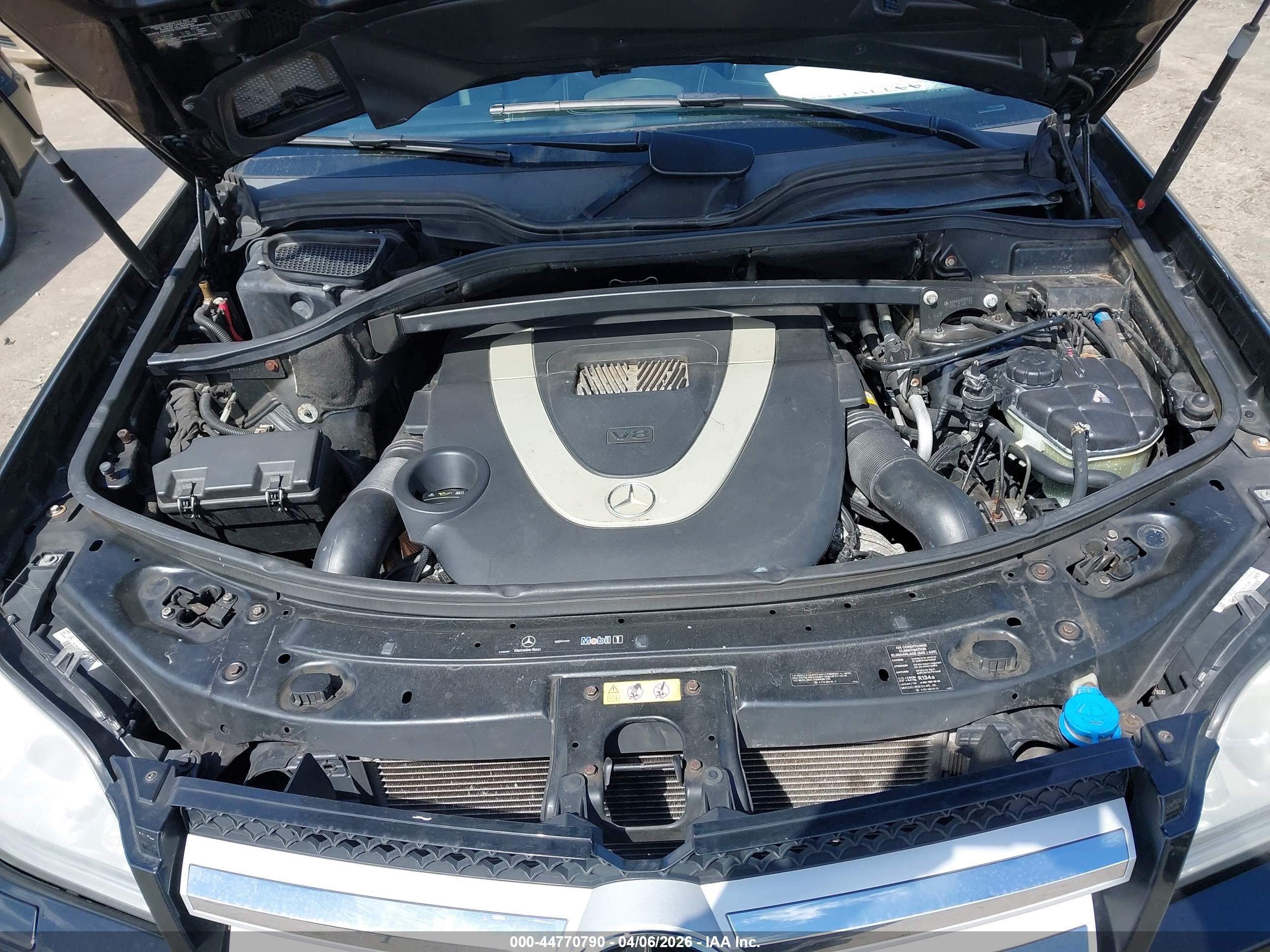 MERCEDES-BENZ GL image 10