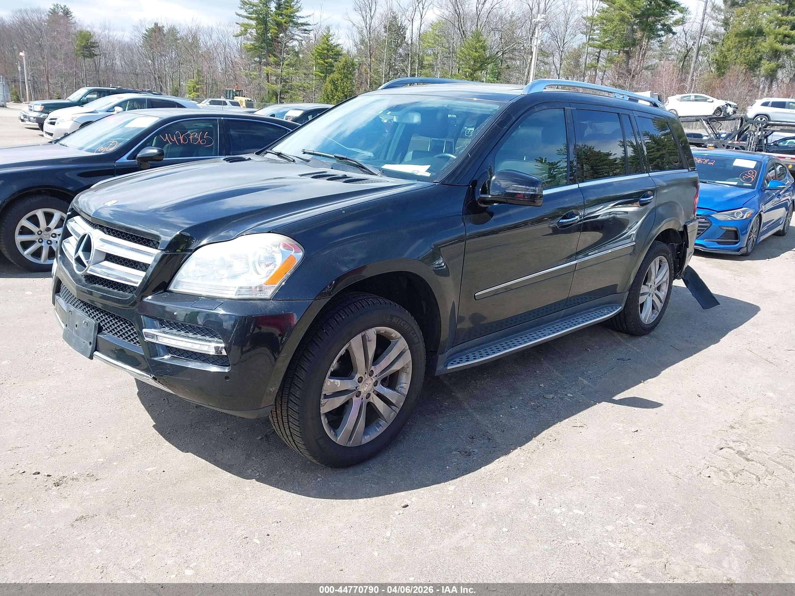 MERCEDES-BENZ GL image 2