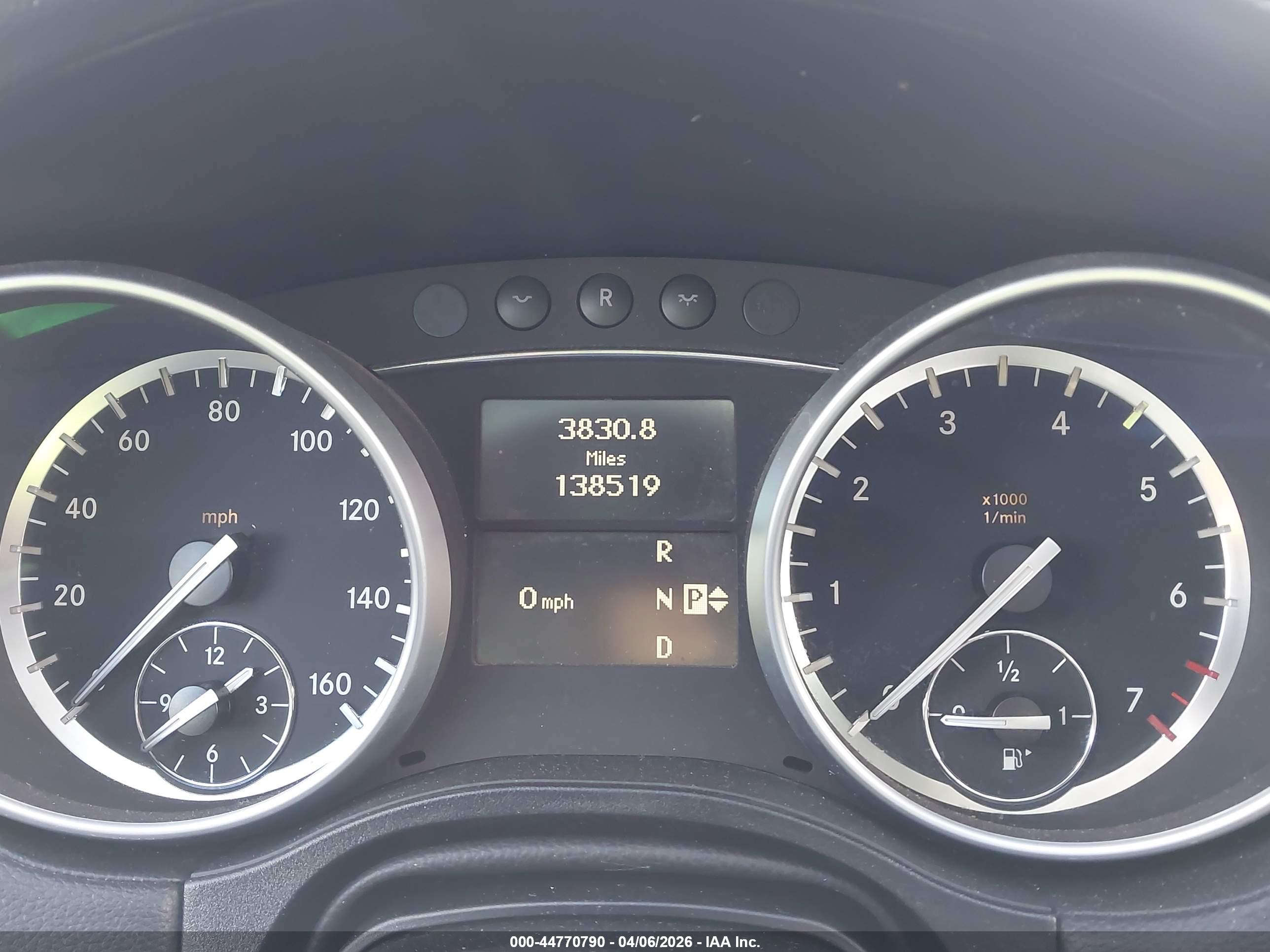 MERCEDES-BENZ GL image 7