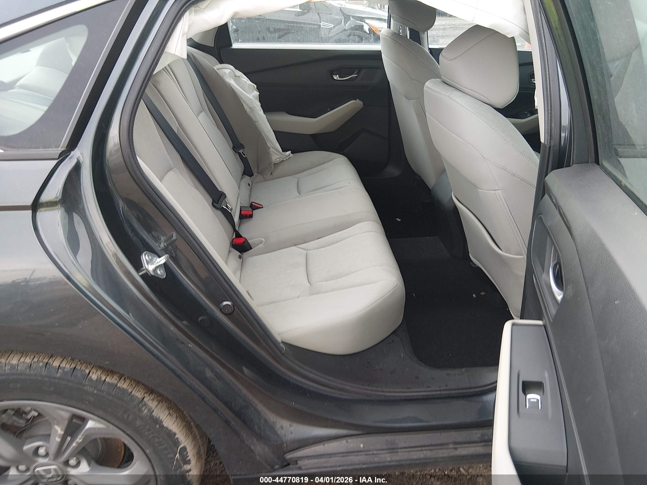 HONDA ACCORD image 8