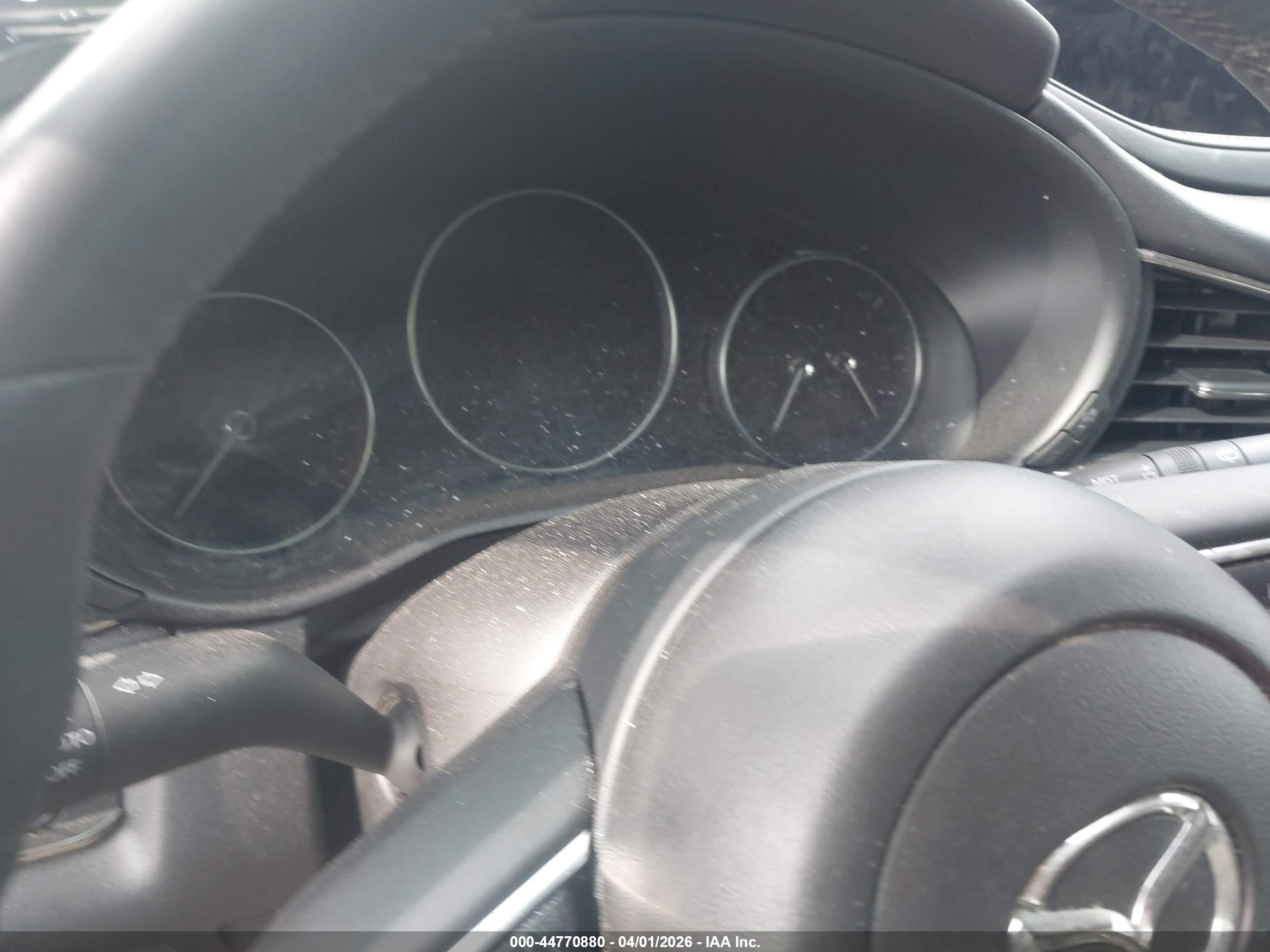 MAZDA CX-30 image 7