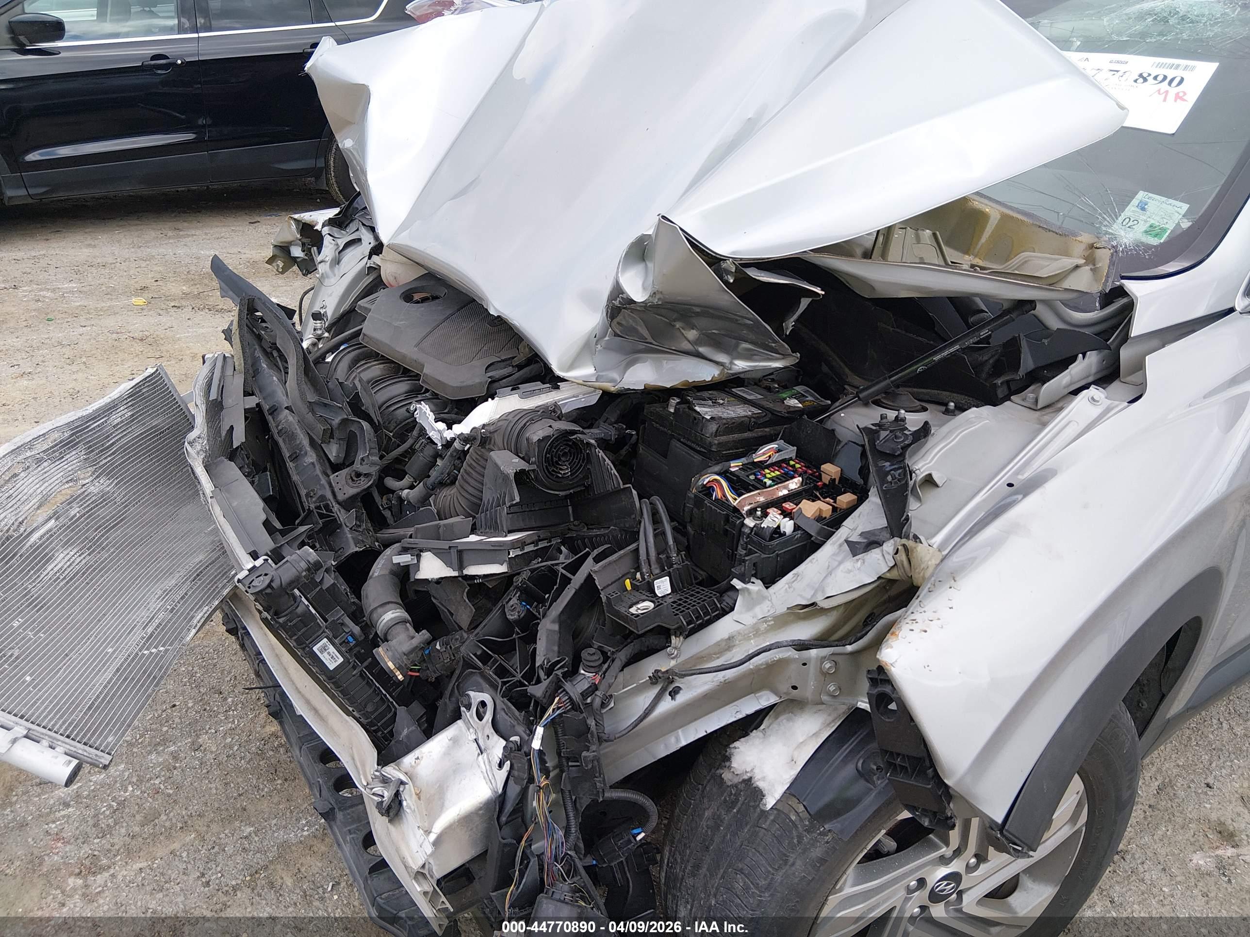 HYUNDAI SANTA image 6