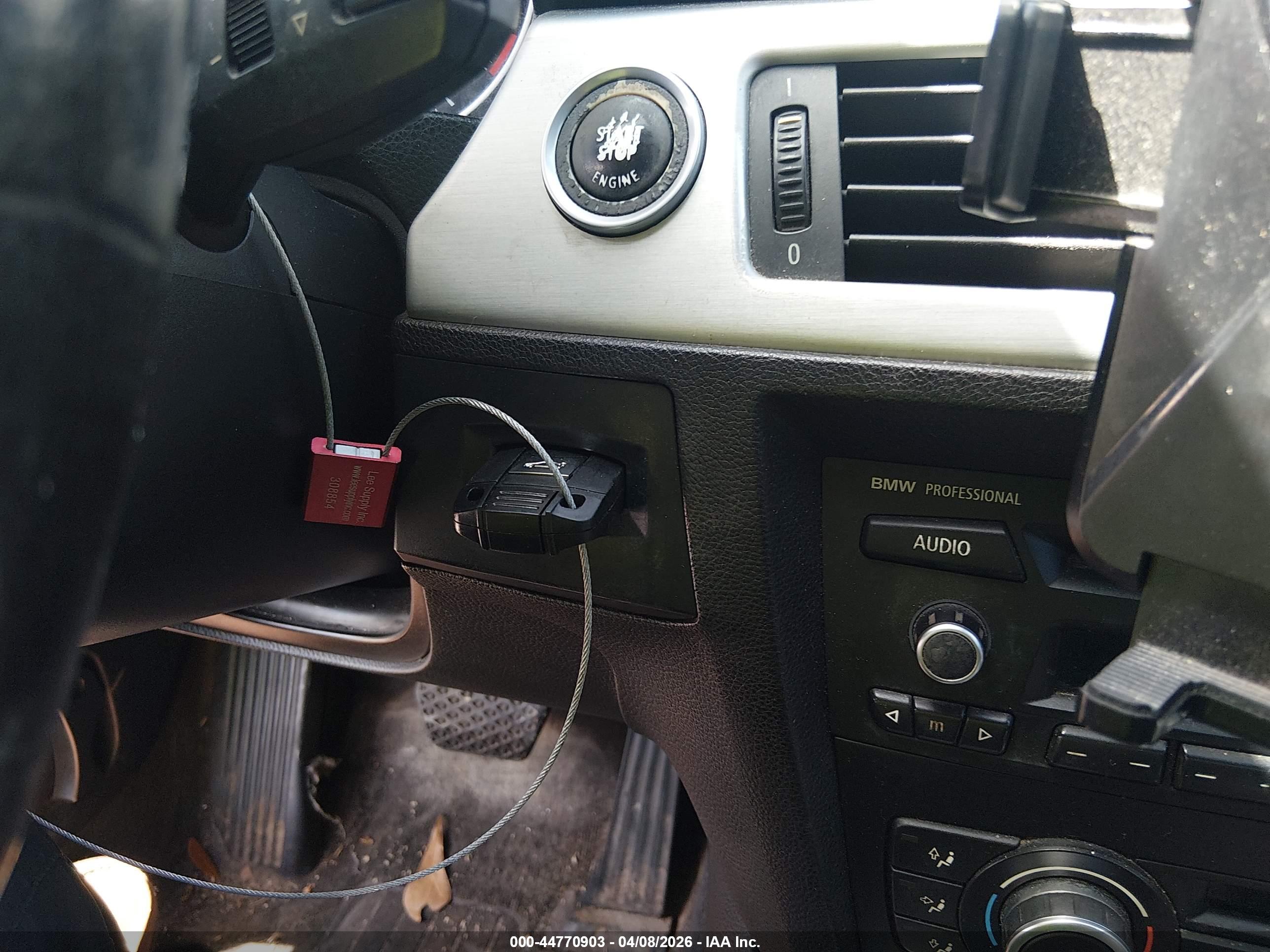 BMW 328I image 11