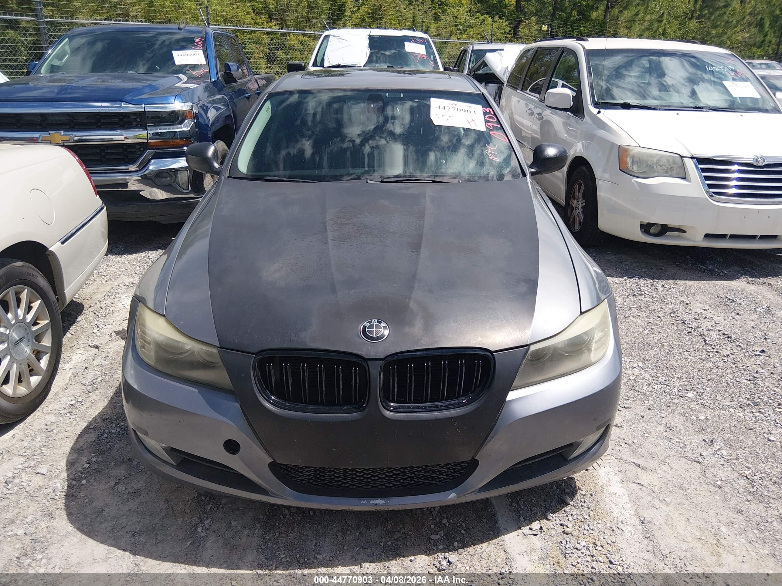 BMW 328I image 6