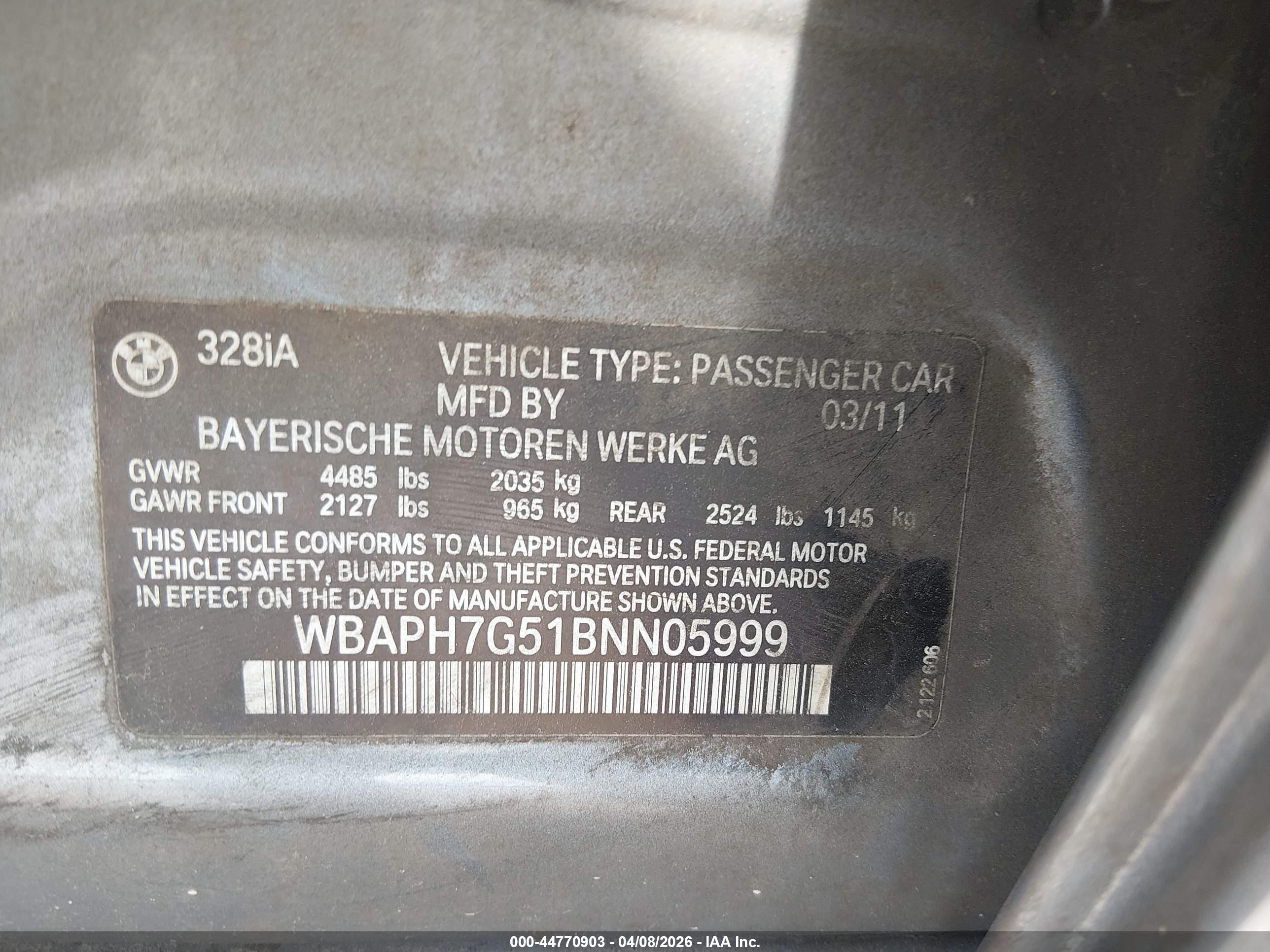 BMW 328I image 9
