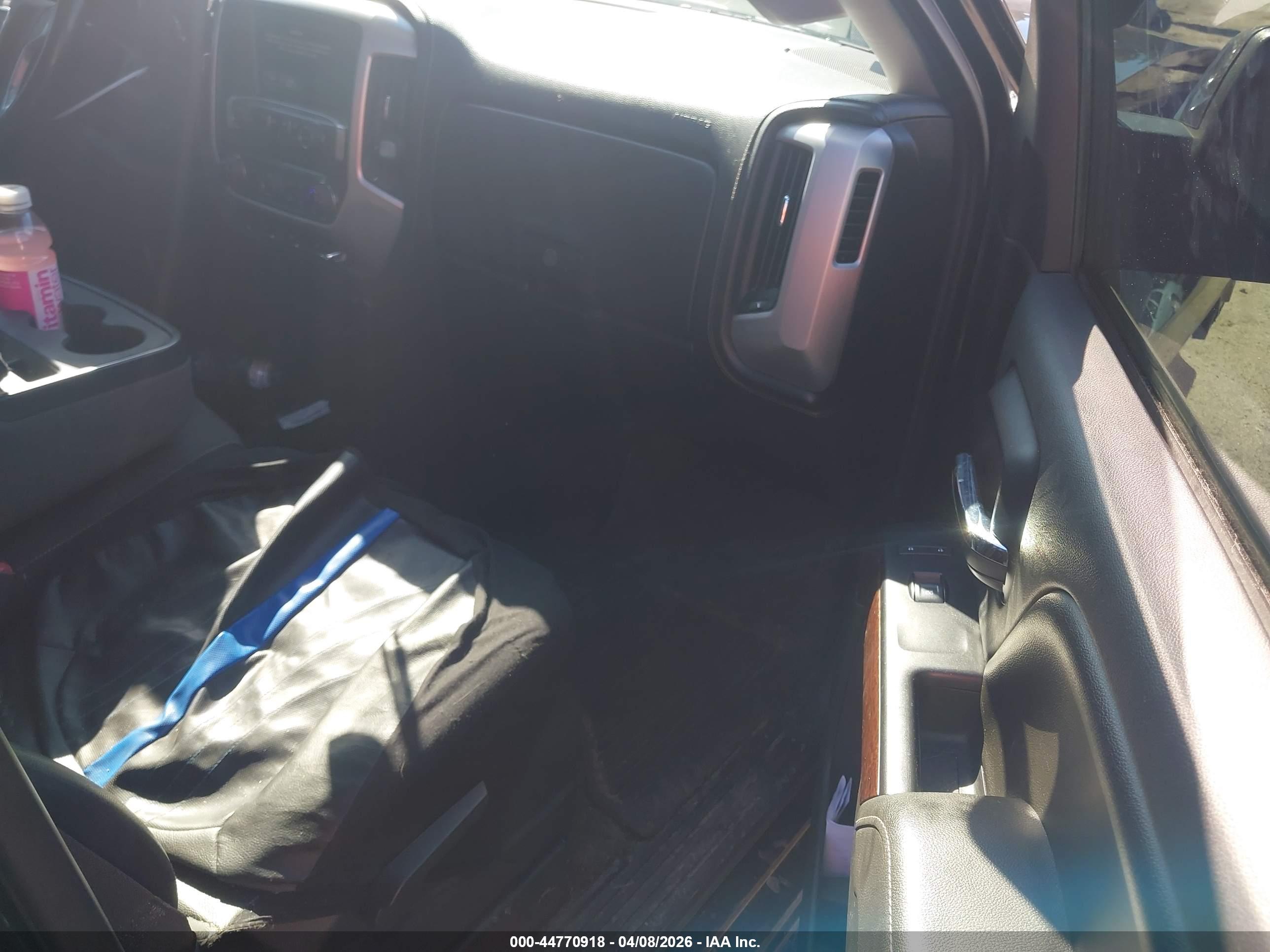 GMC SIERRA image 5