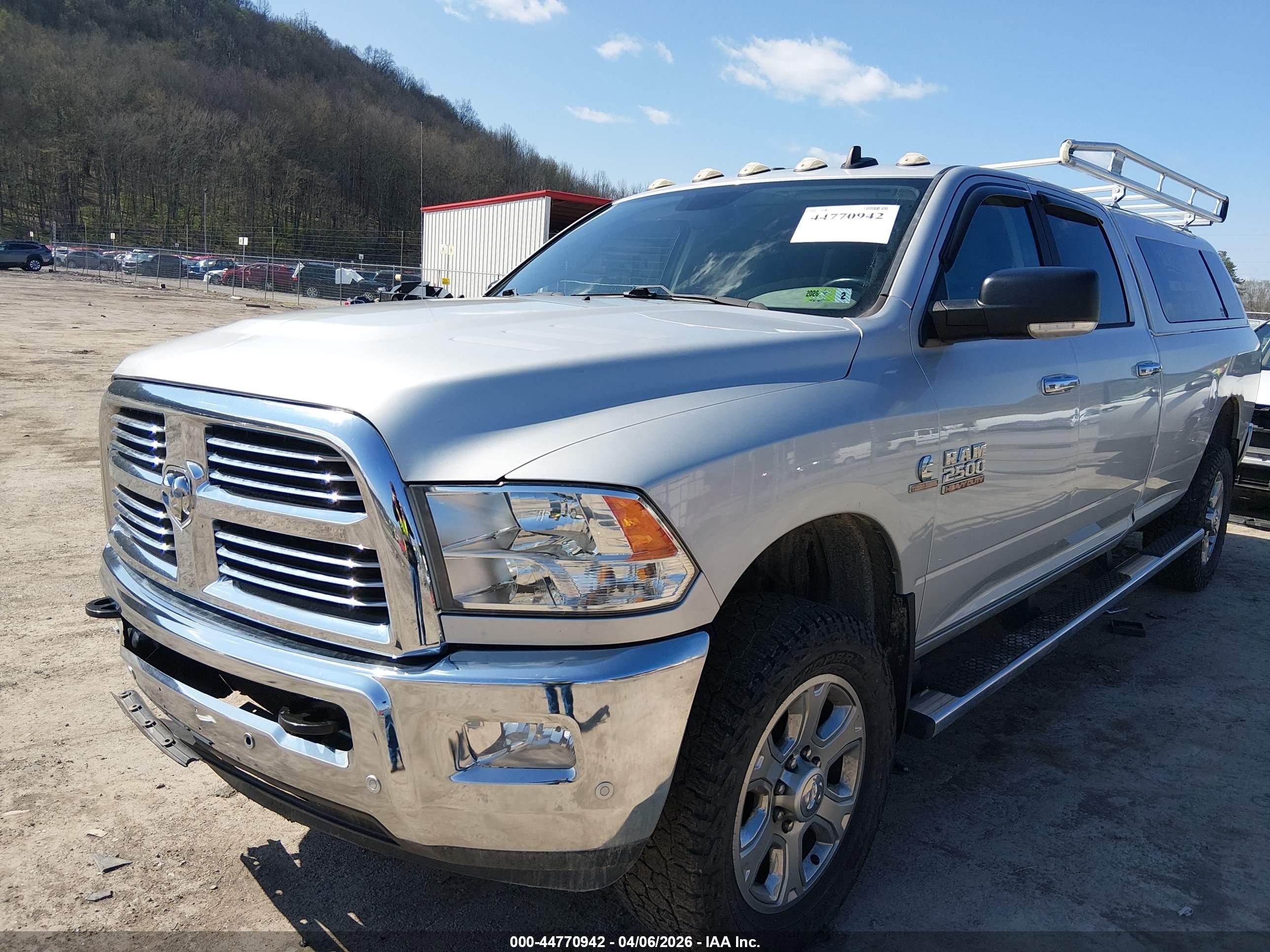 RAM 2500 image 2