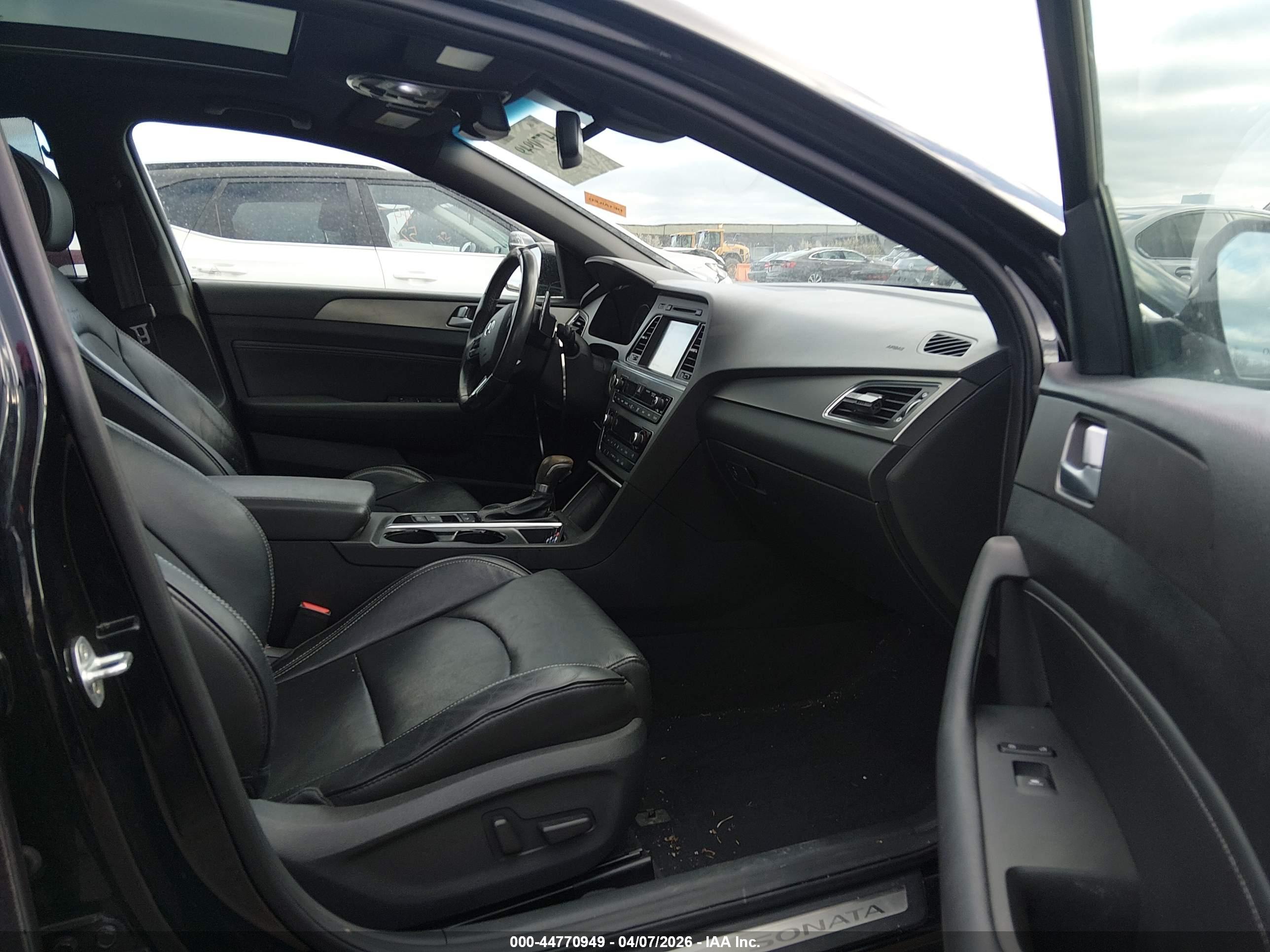 HYUNDAI SONATA image 5