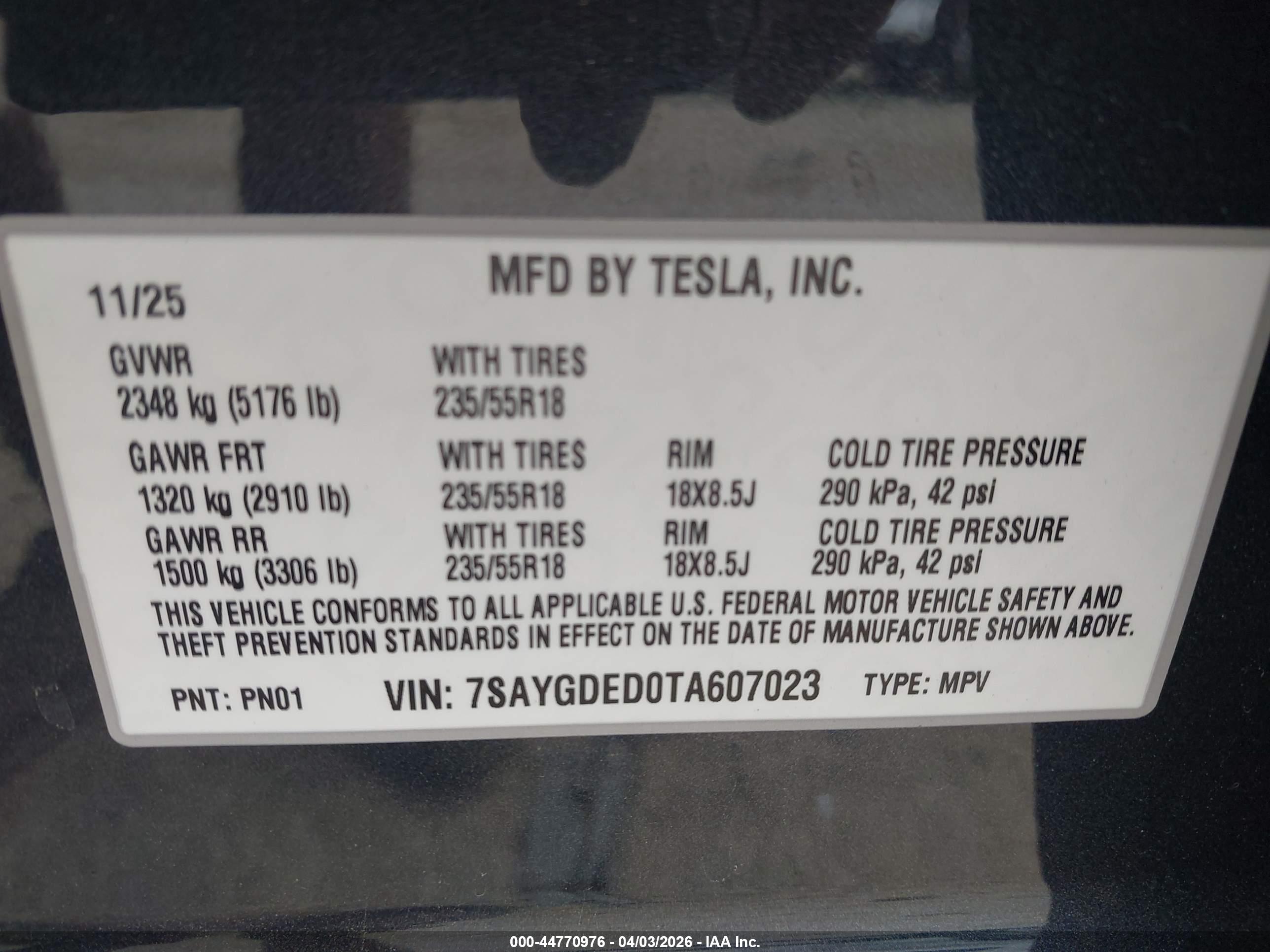 TESLA MODEL image 9
