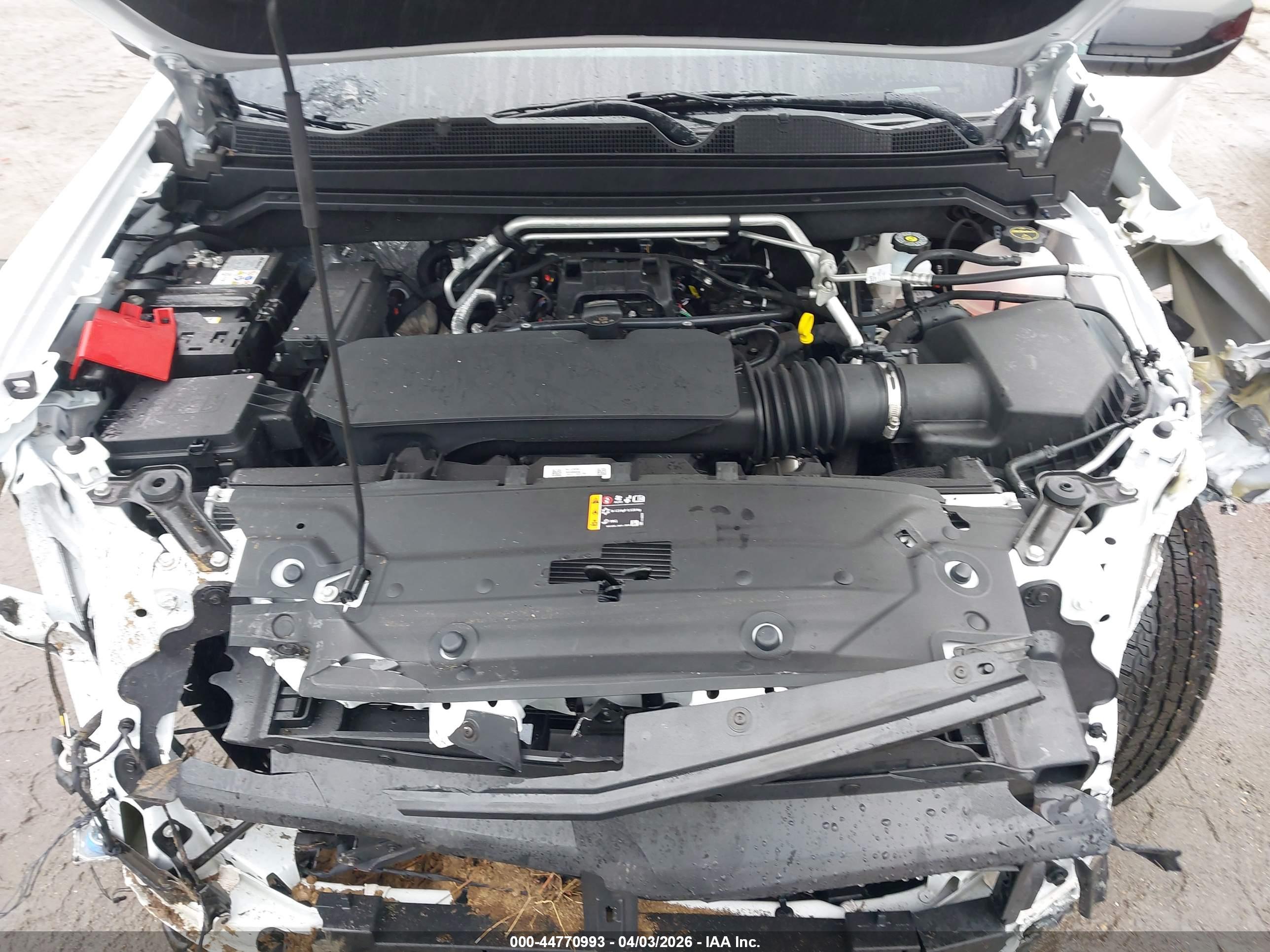CHEVROLET COLORADO image 10