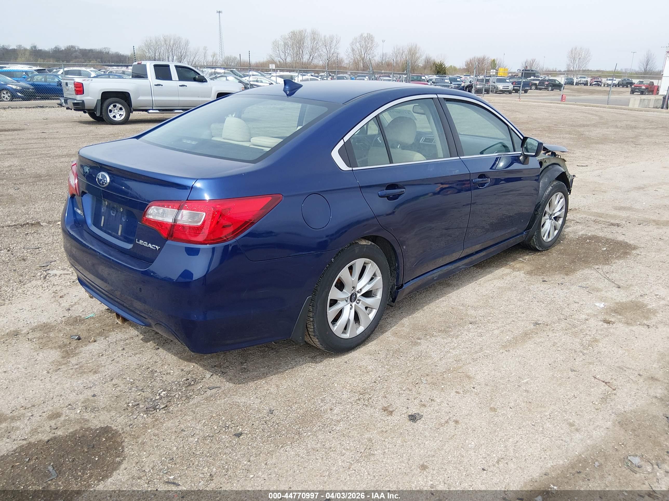 SUBARU LEGACY image 4