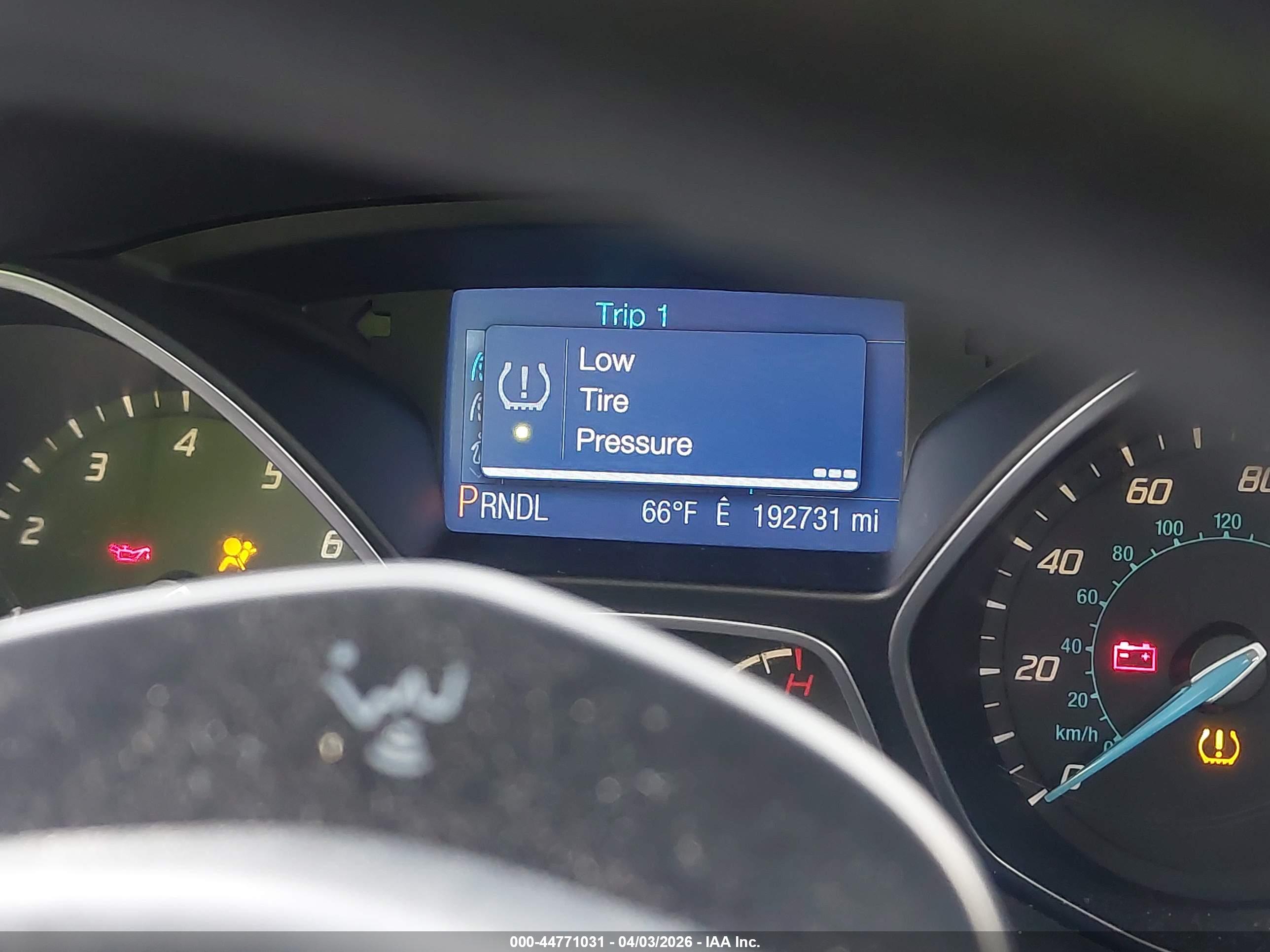FORD FOCUS image 7