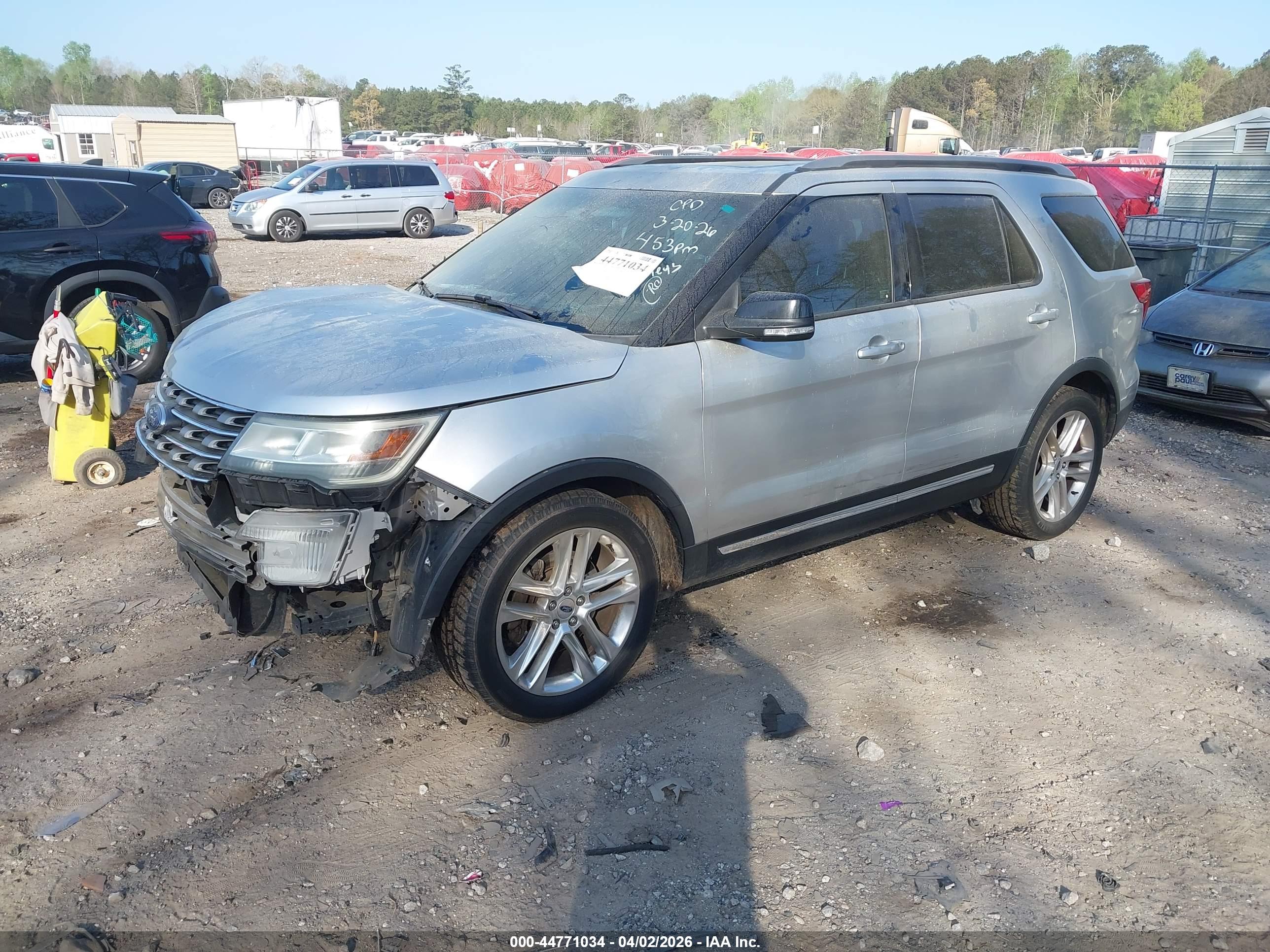 FORD EXPLORER image 2