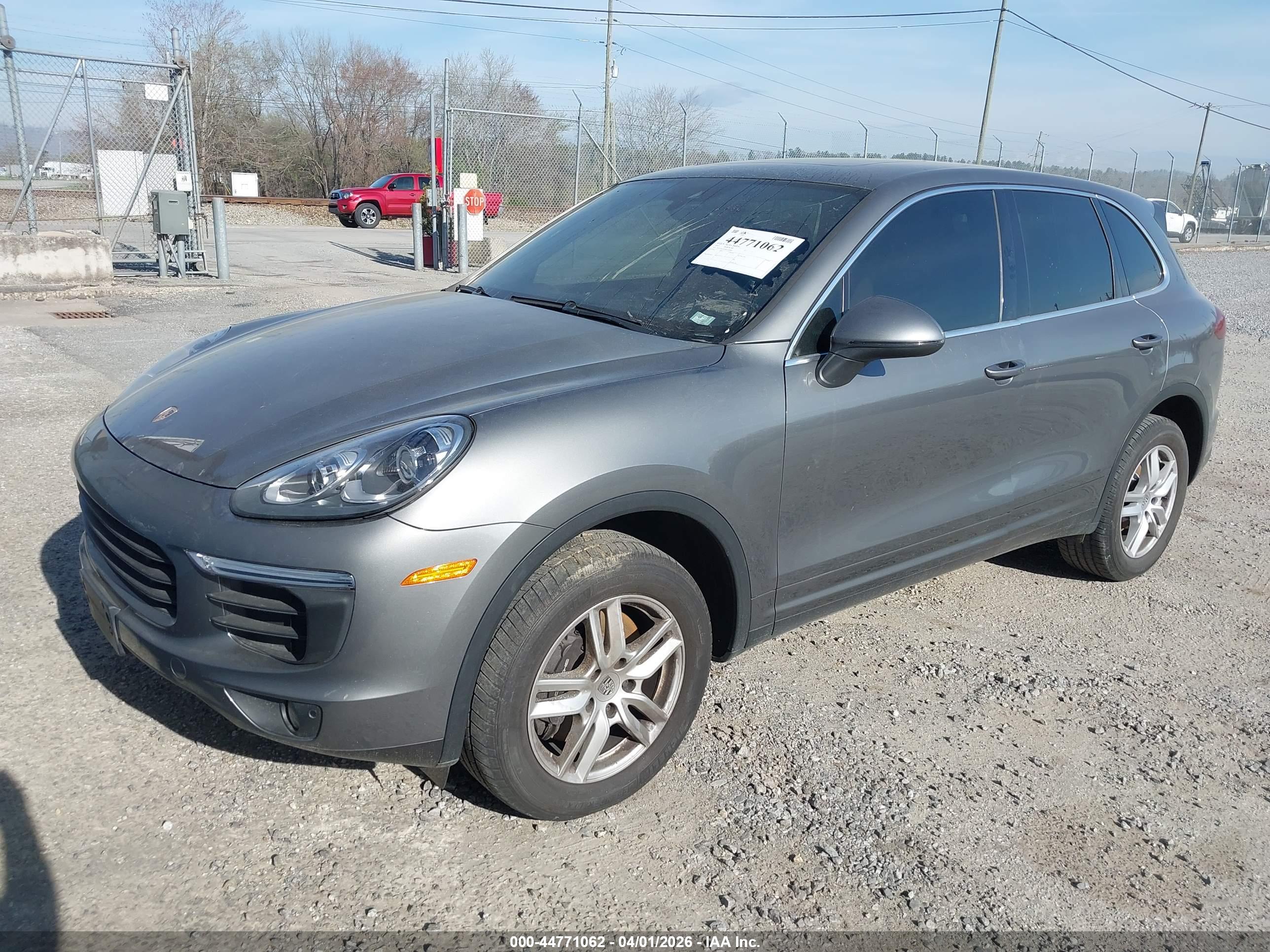 PORSCHE CAYENNE image 6