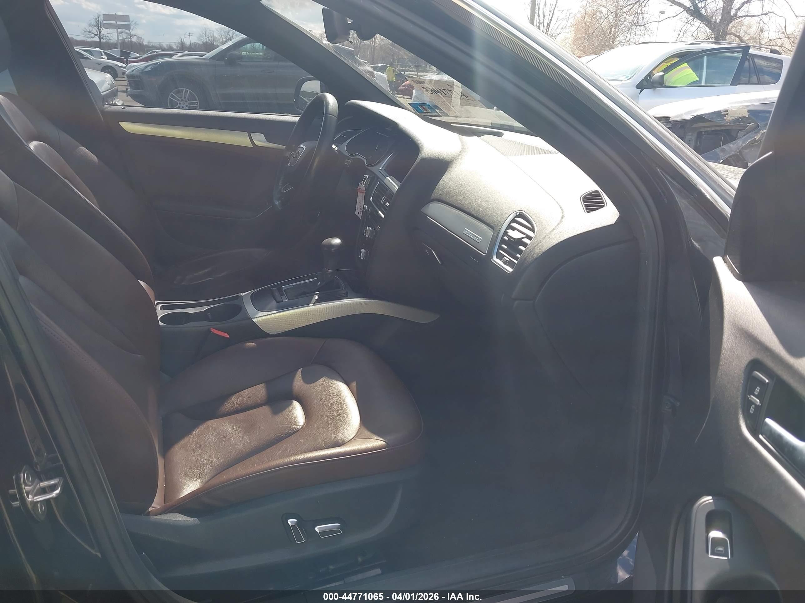 AUDI A4 image 5