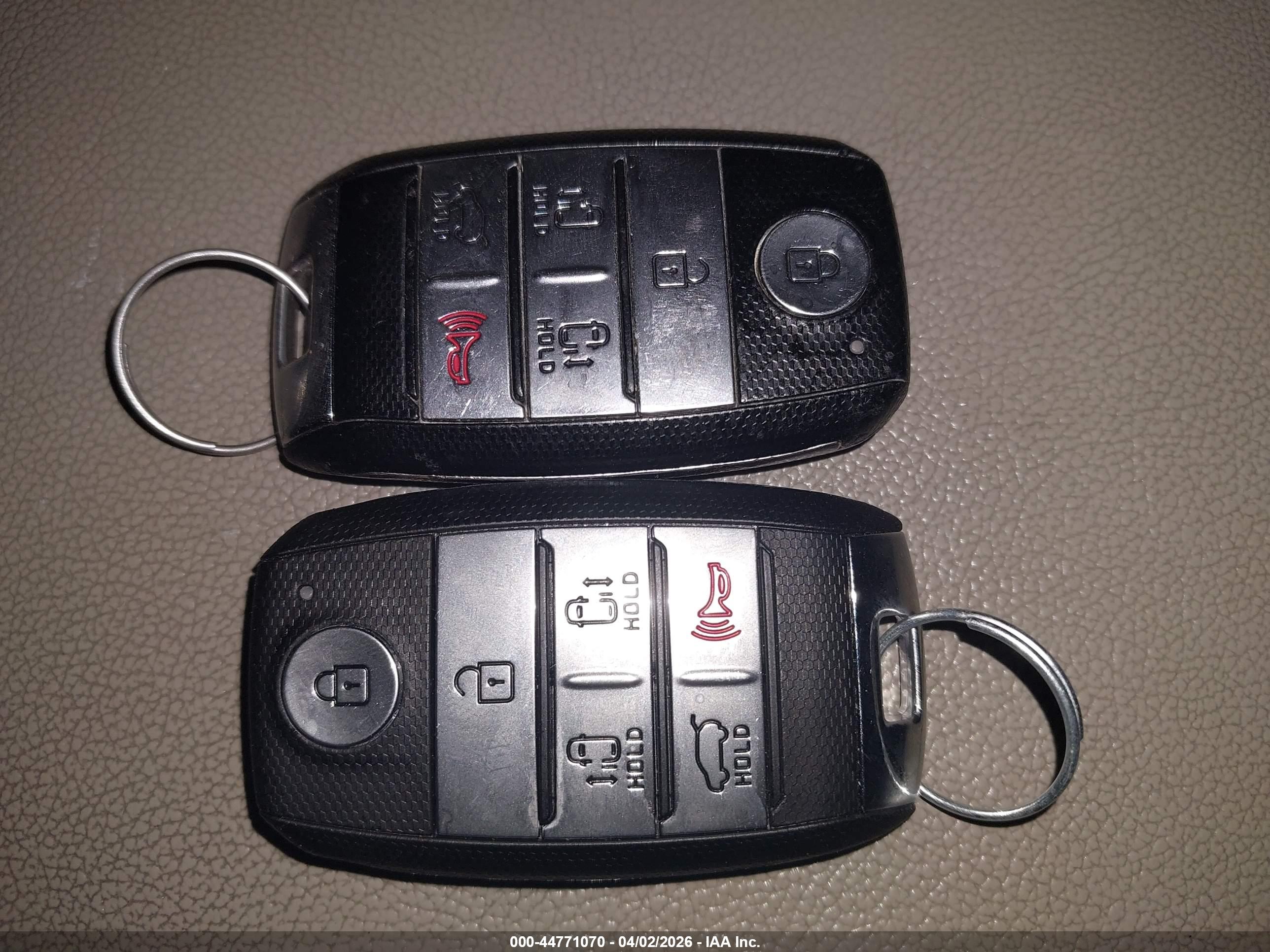 KIA SEDONA image 11
