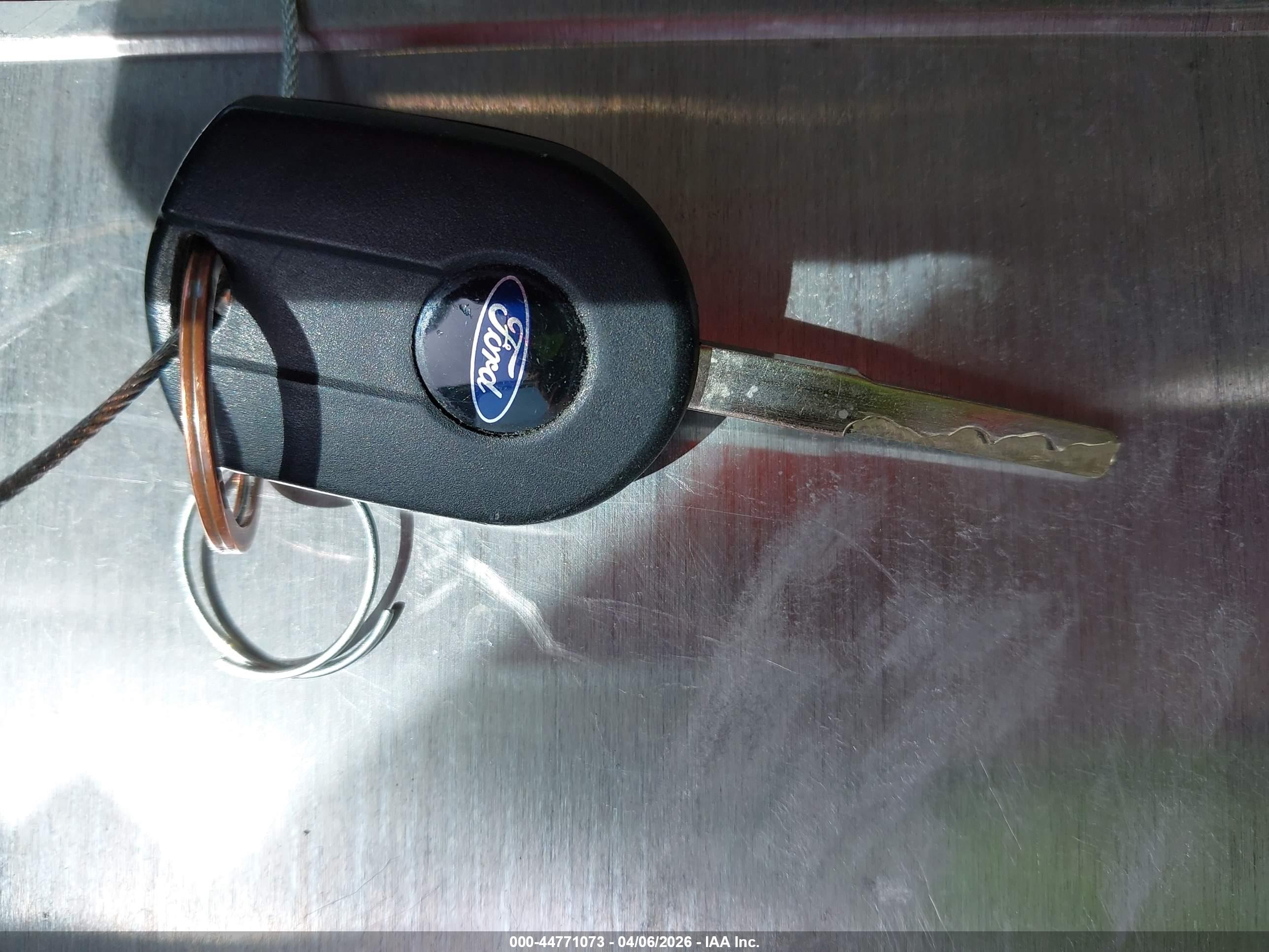 FORD ESCAPE image 11