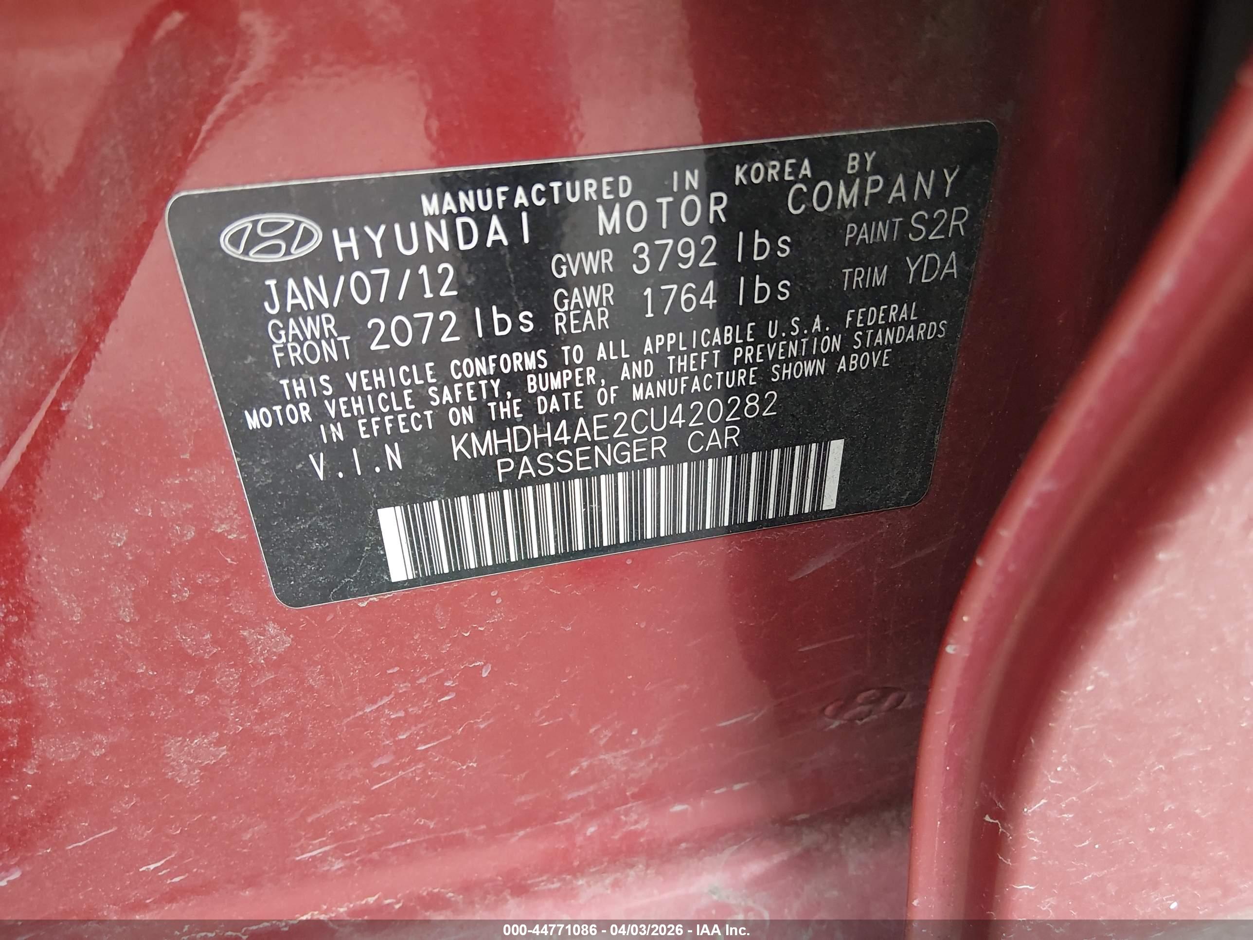 HYUNDAI ELANTRA image 9