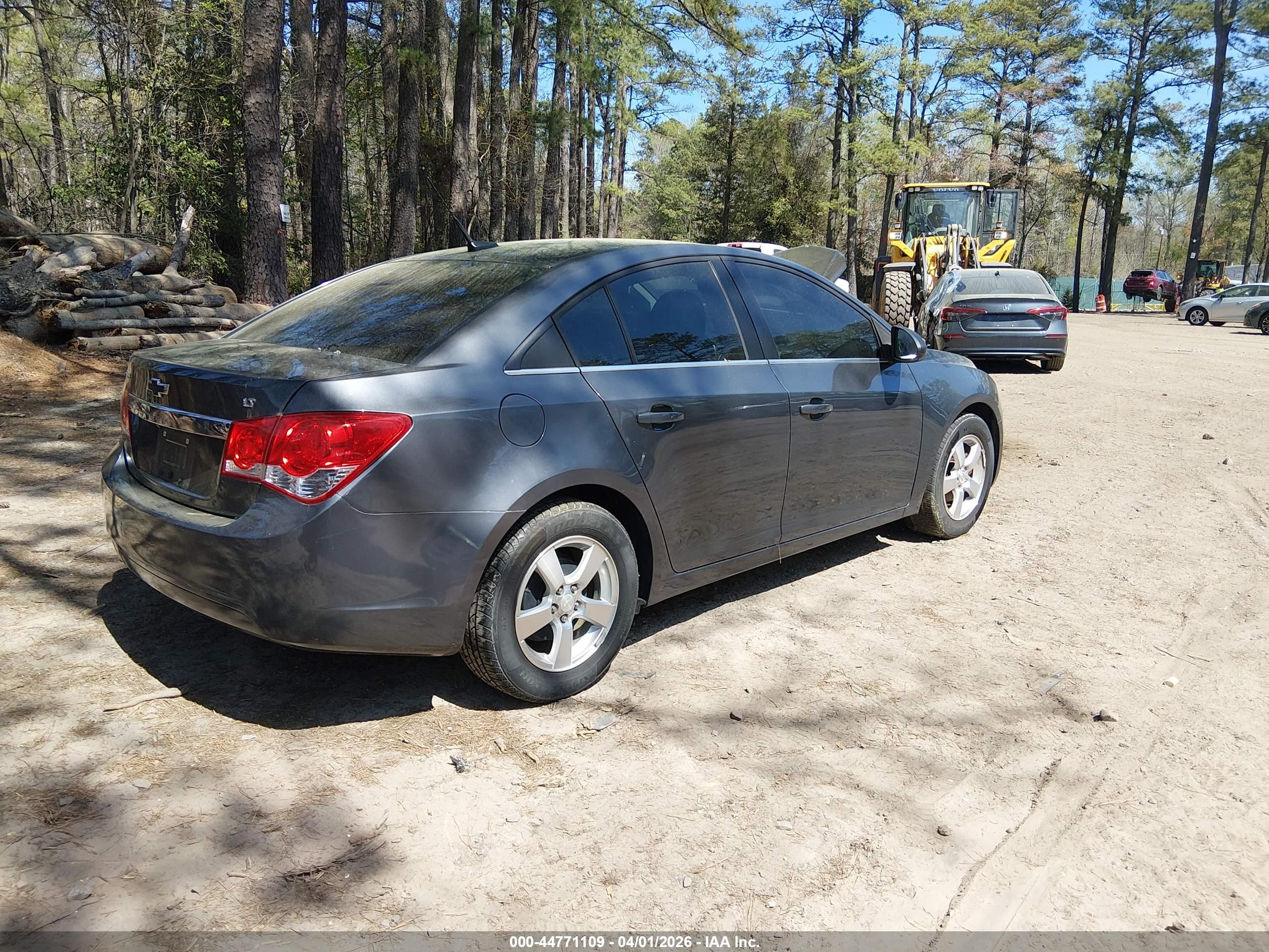CHEVROLET CRUZE image 4