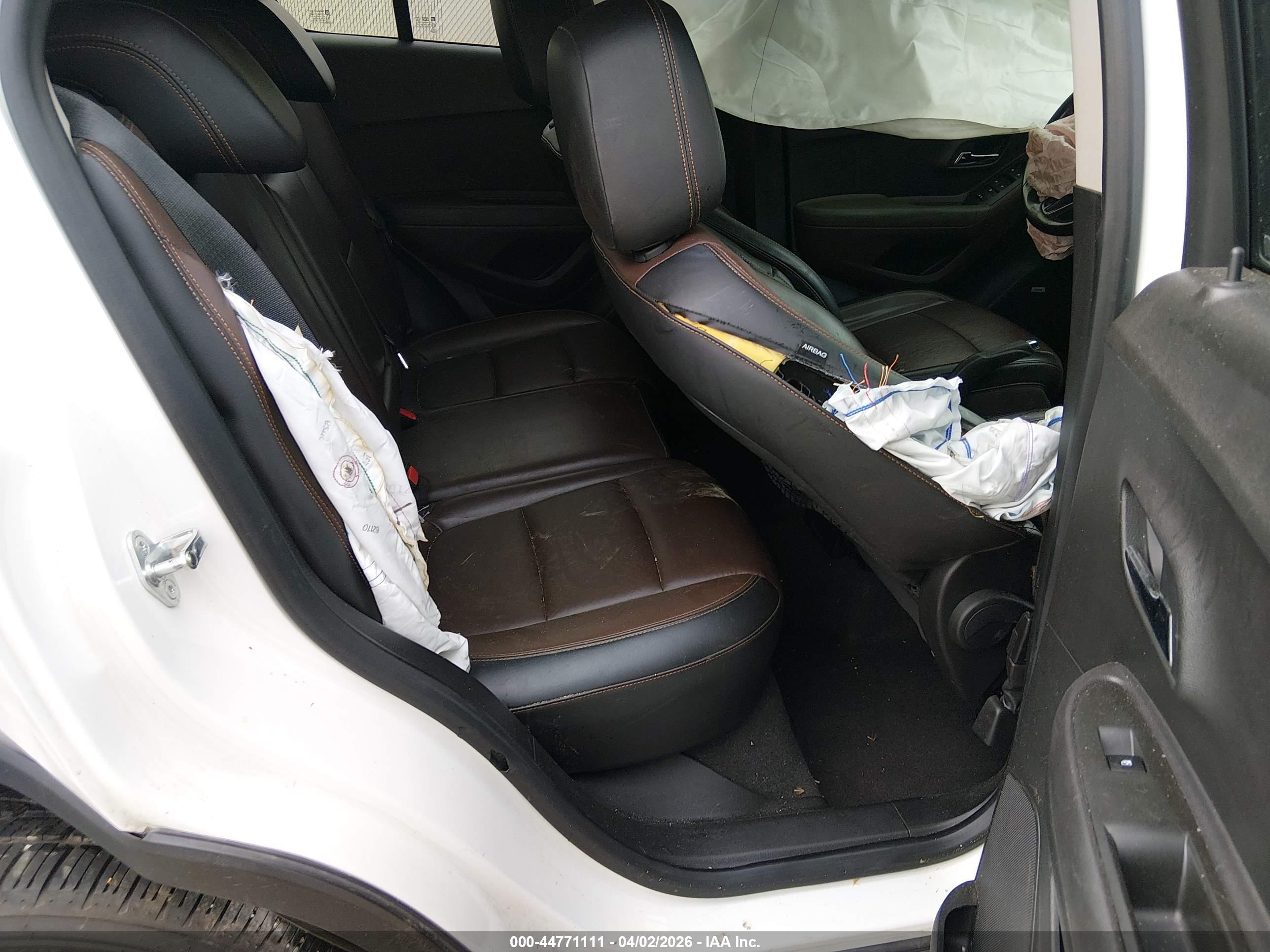 CHEVROLET TRAX image 8