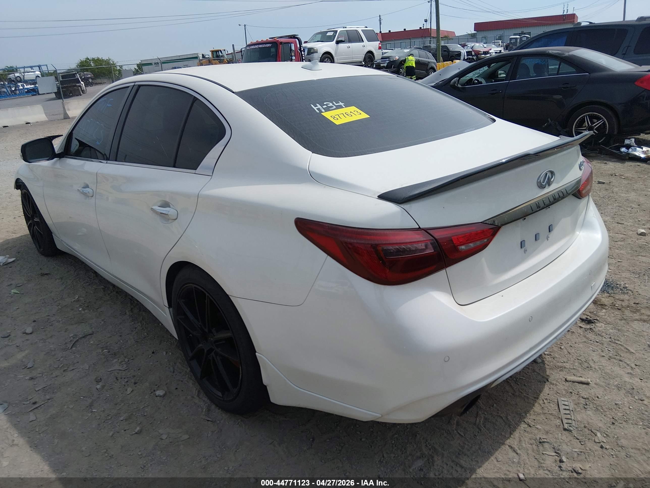 INFINITI Q50 image 3