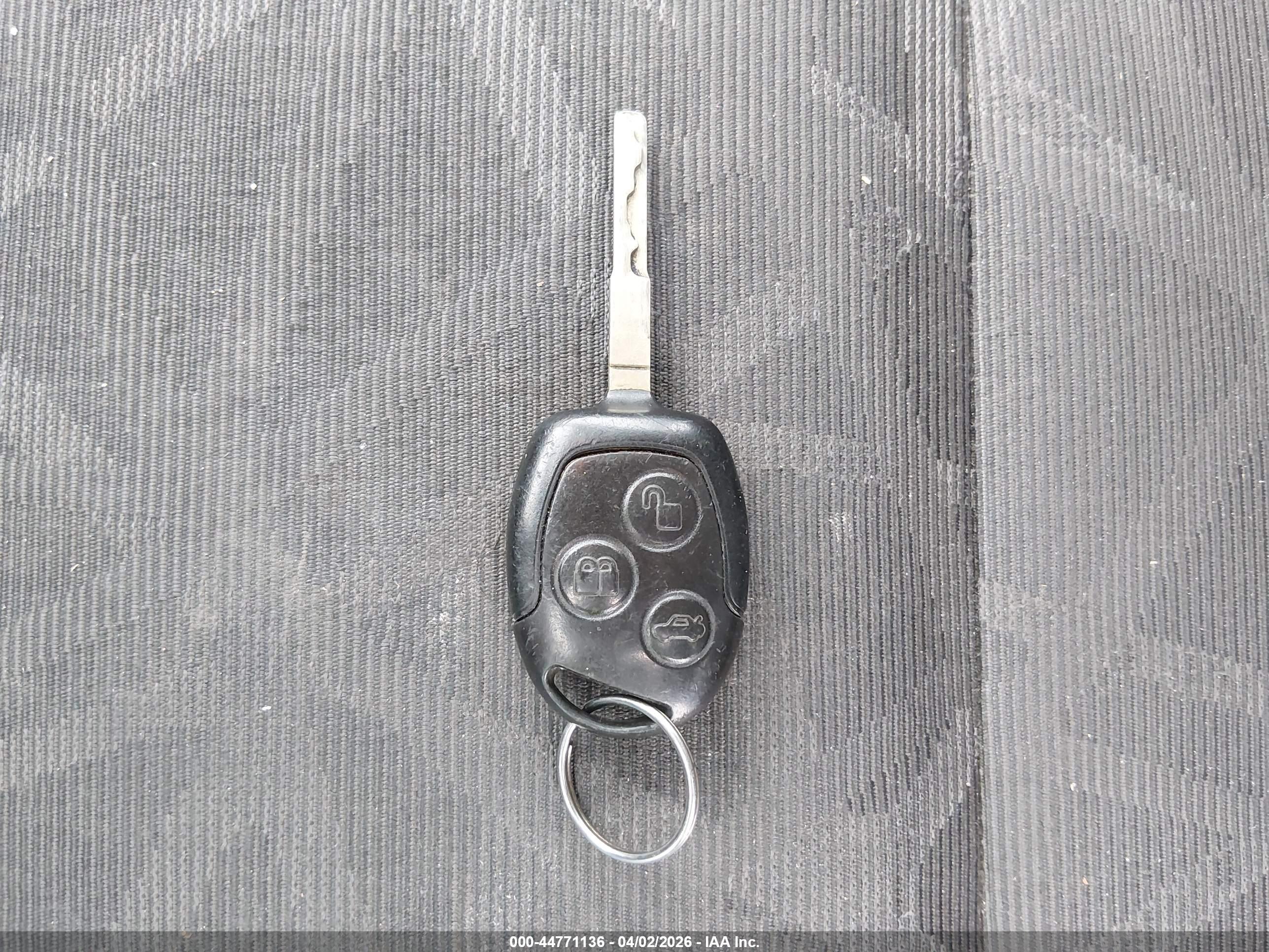 FORD FIESTA image 11