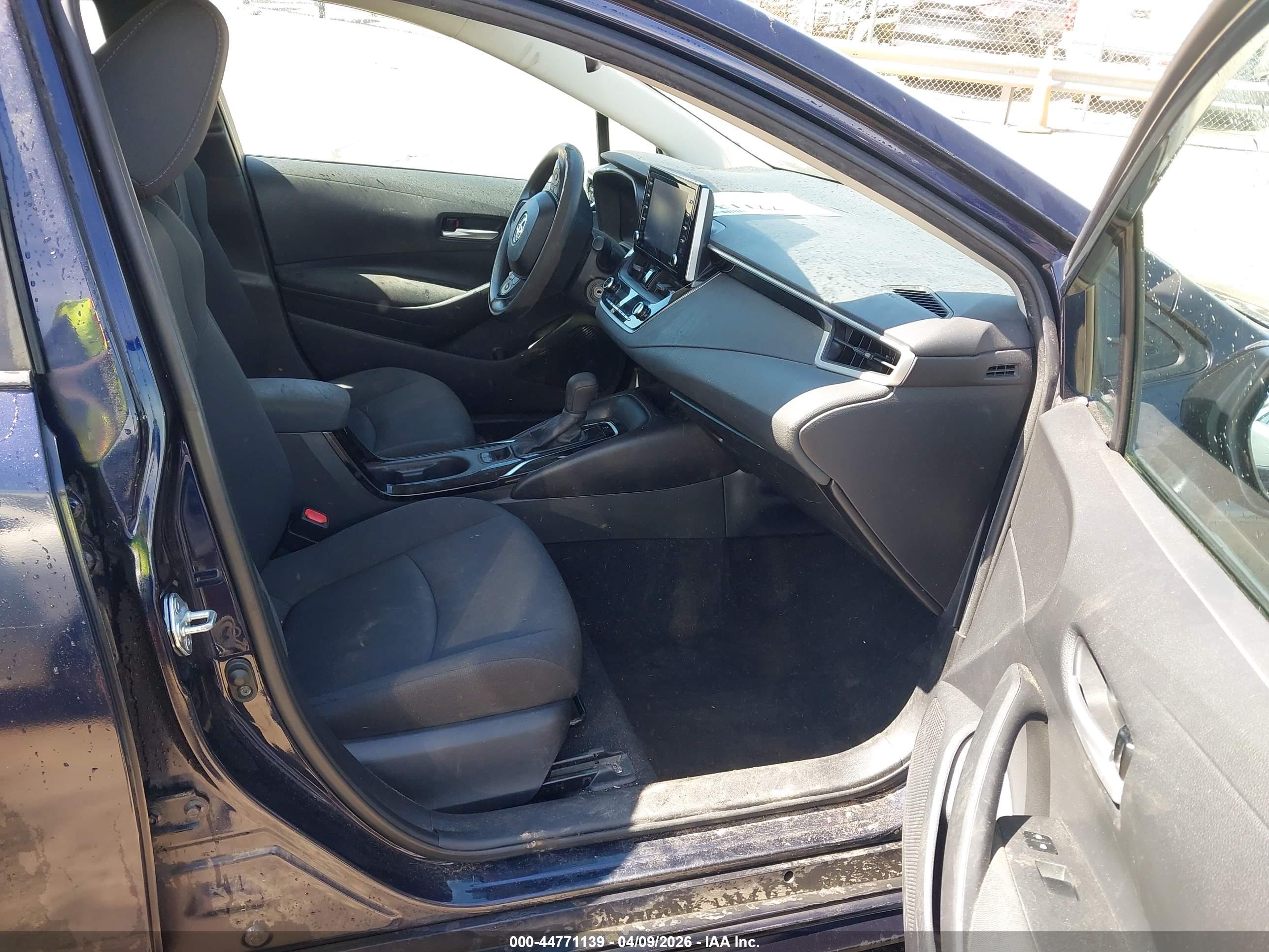 TOYOTA COROLLA image 5