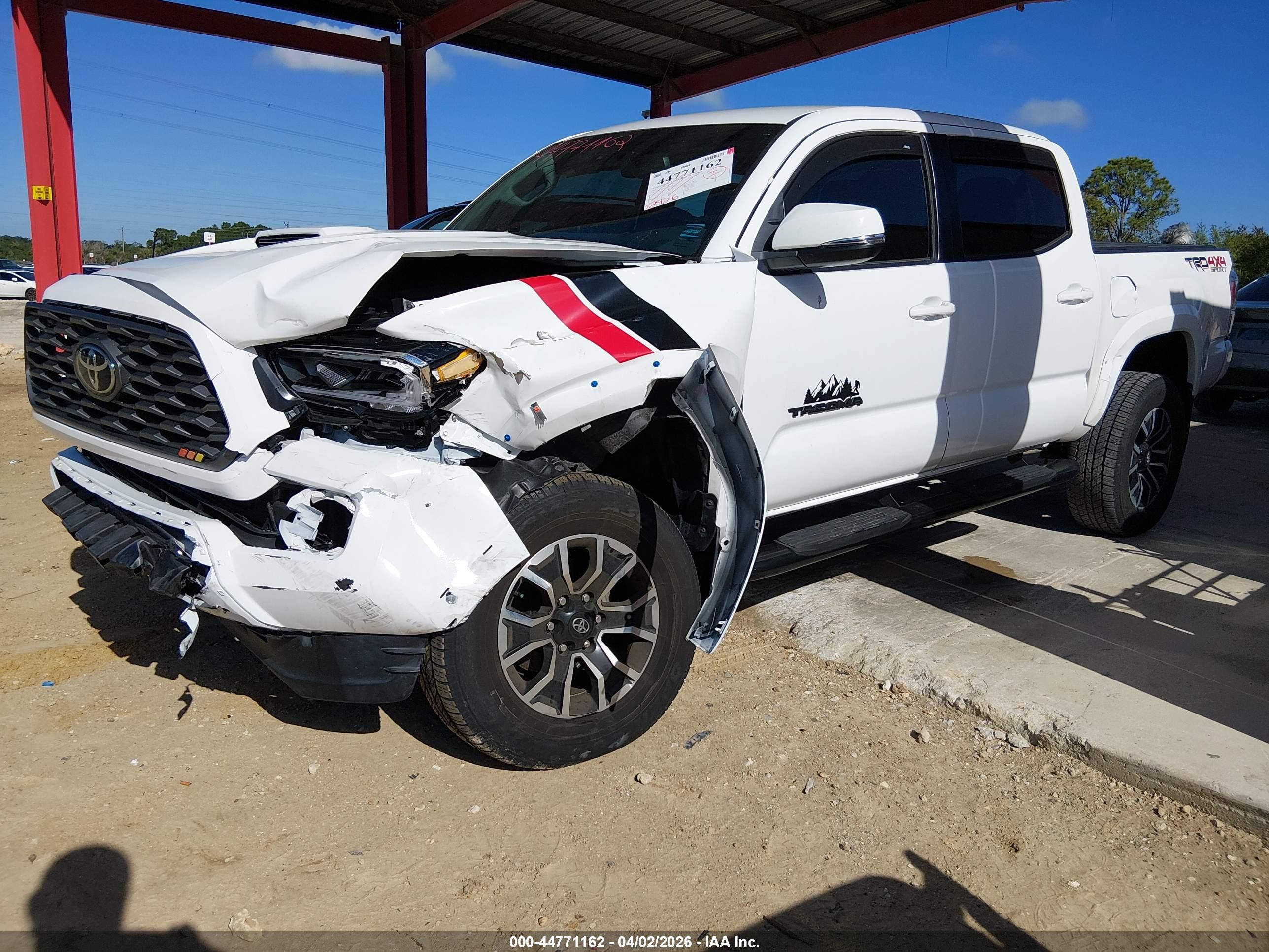 TOYOTA TACOMA image 2