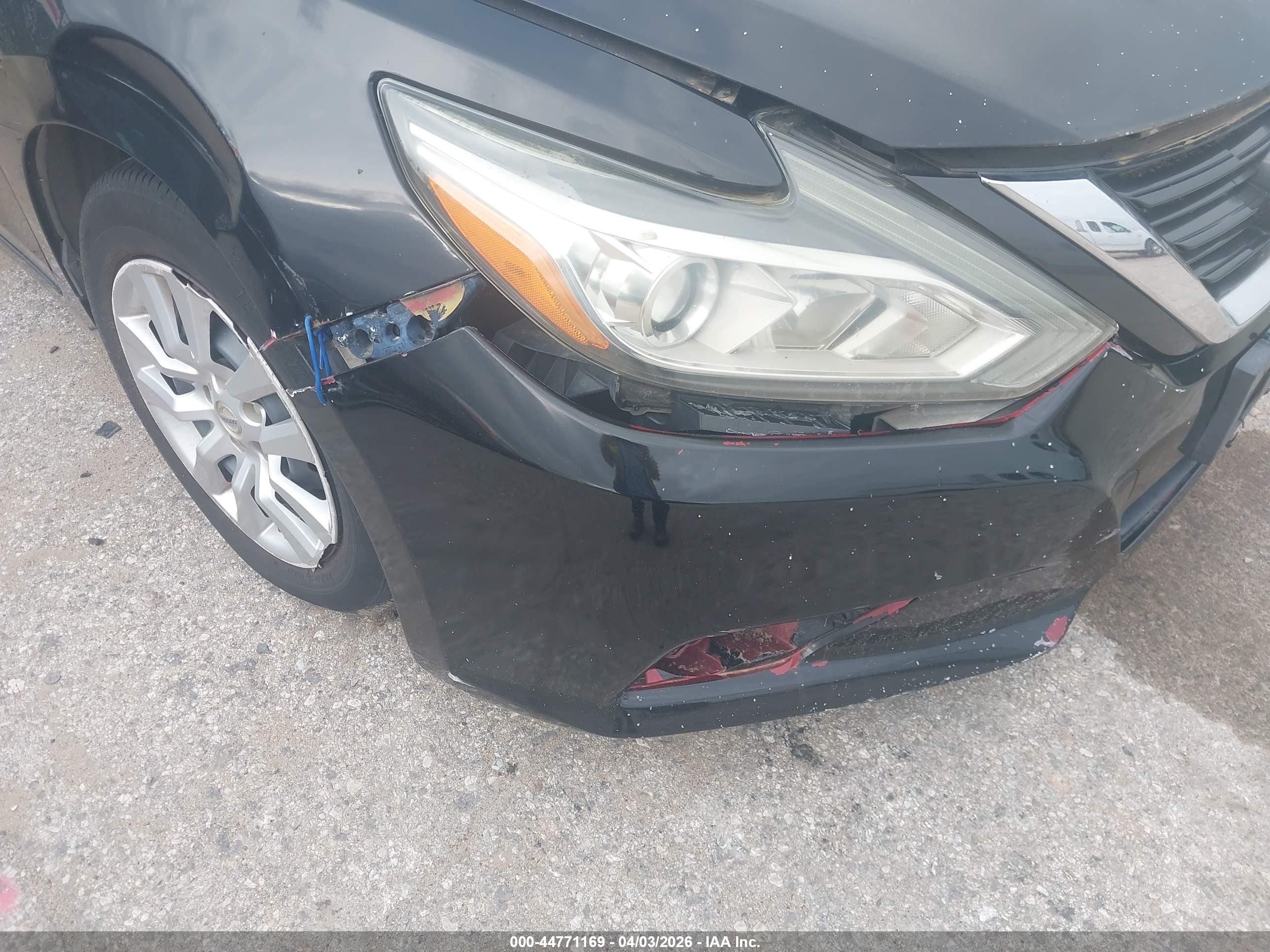 NISSAN ALTIMA image 6