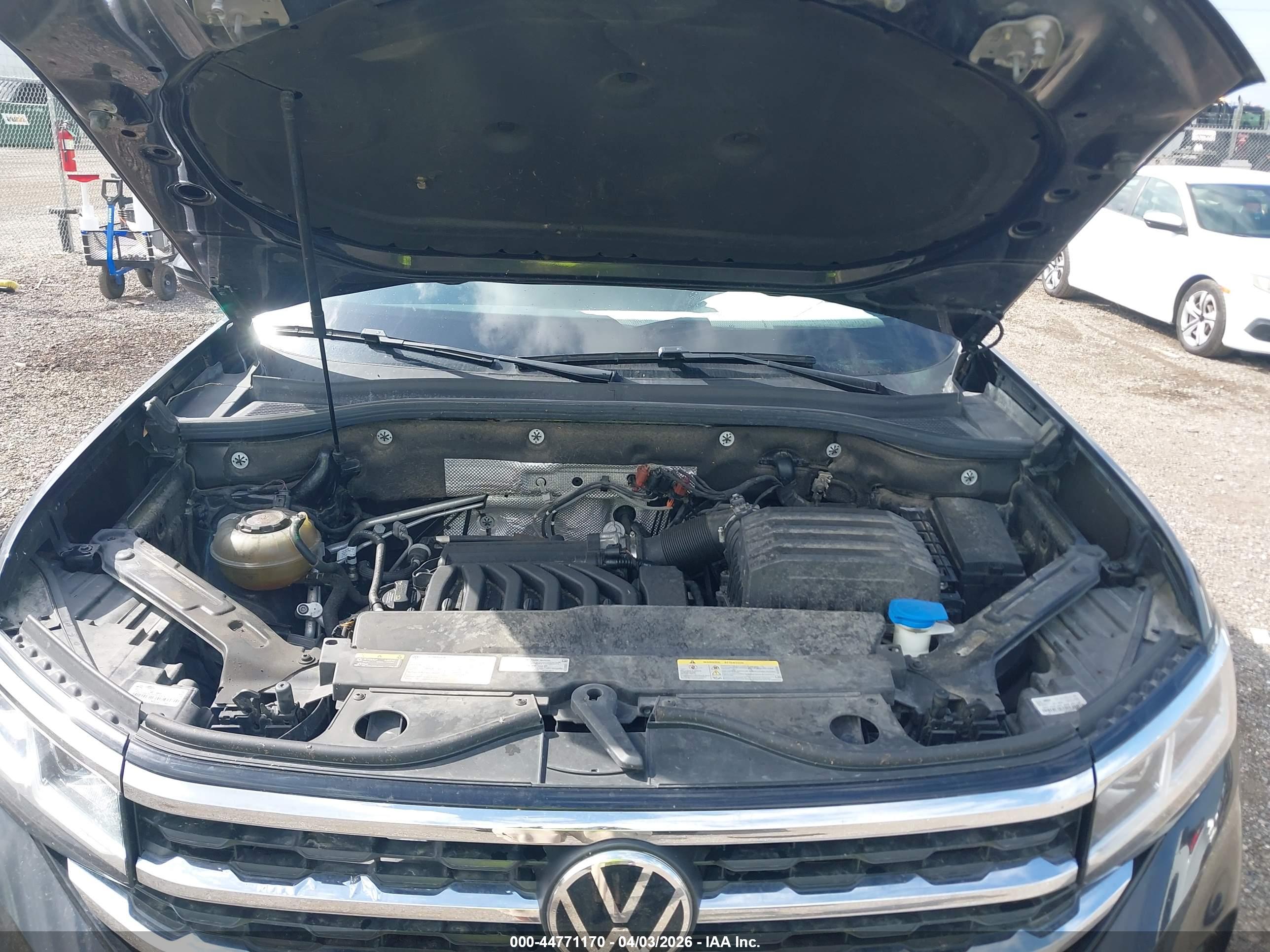 VOLKSWAGEN ATLAS image 10