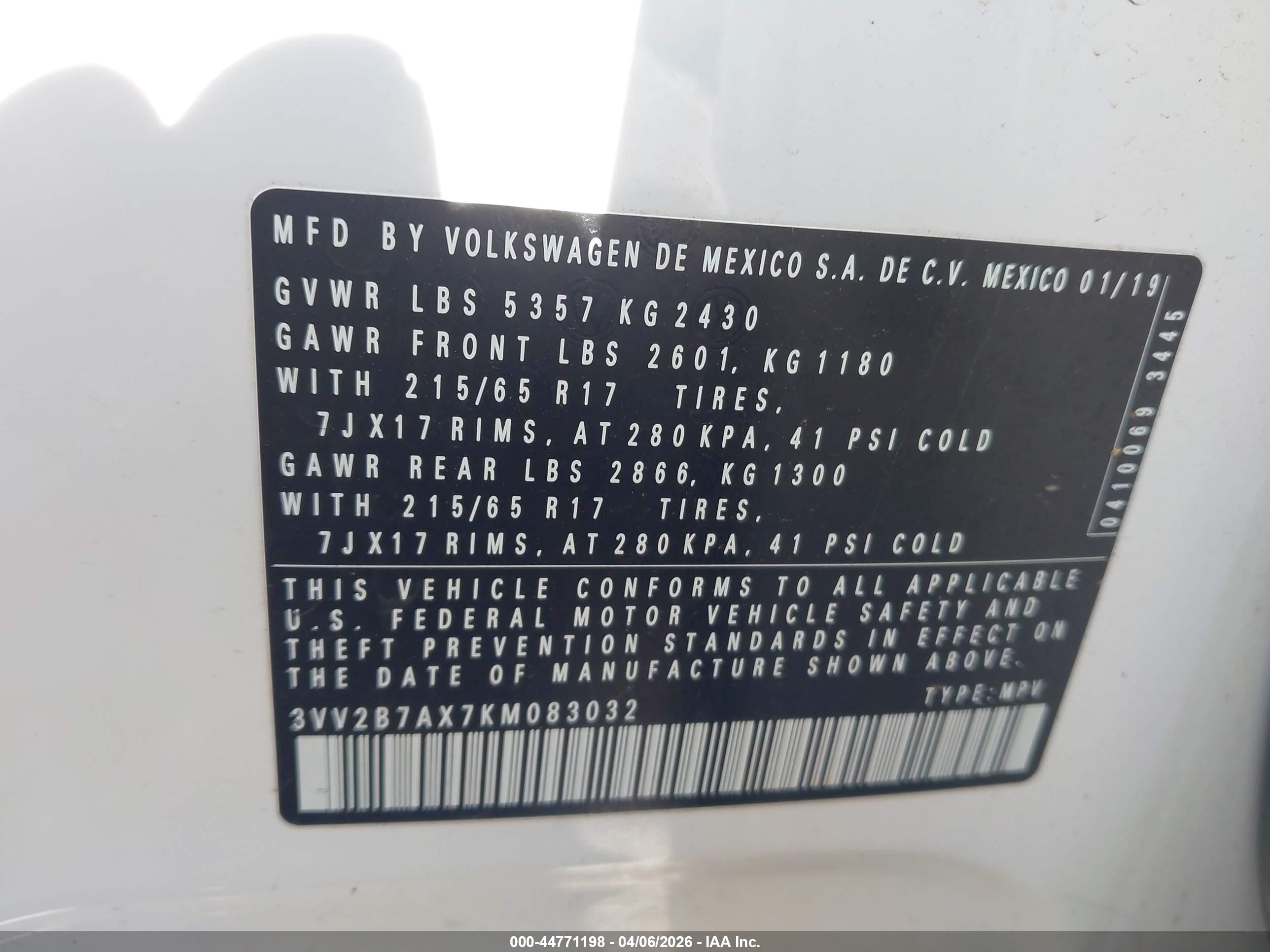 VOLKSWAGEN TIGUAN image 9