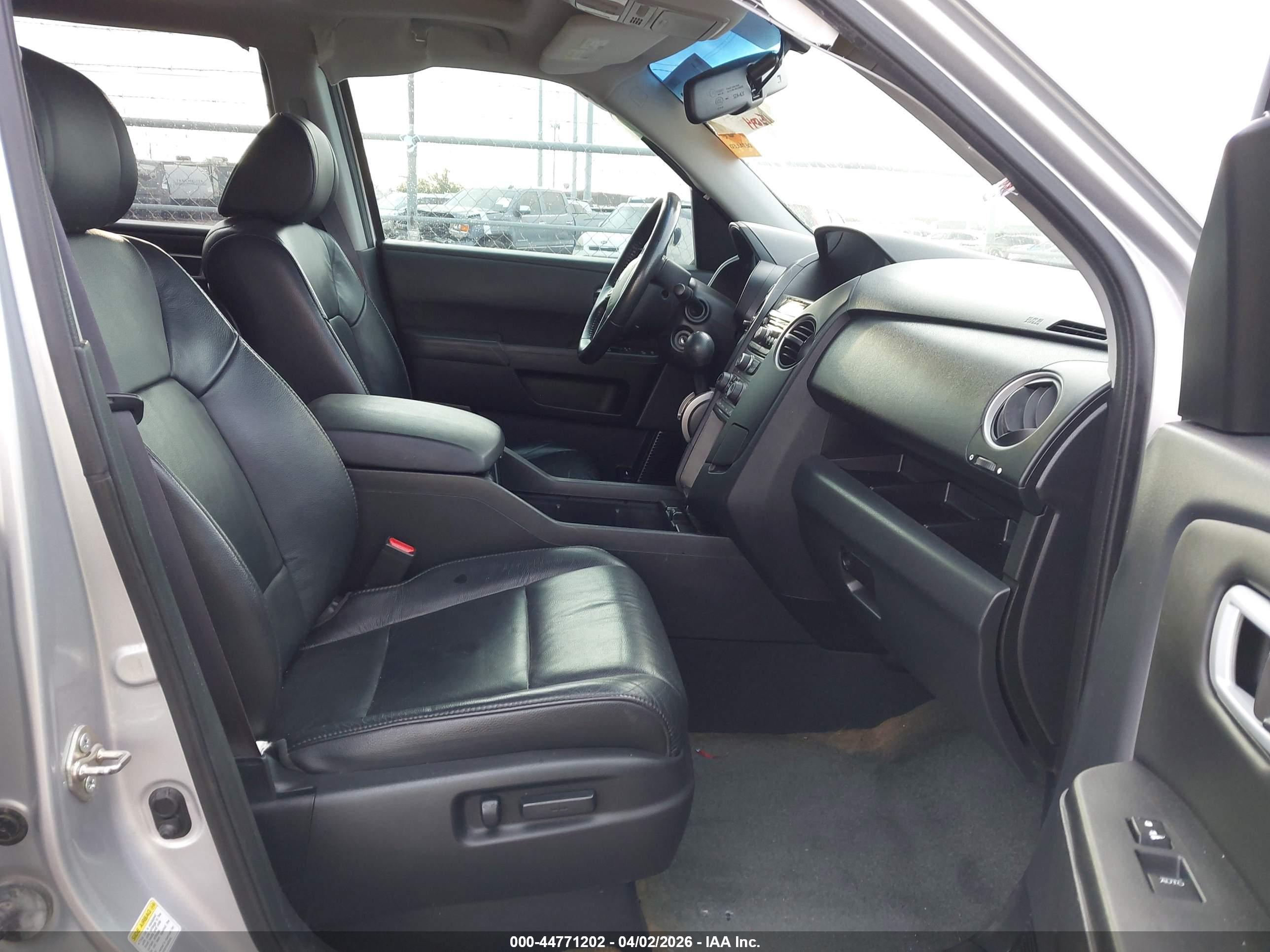 HONDA PILOT image 5