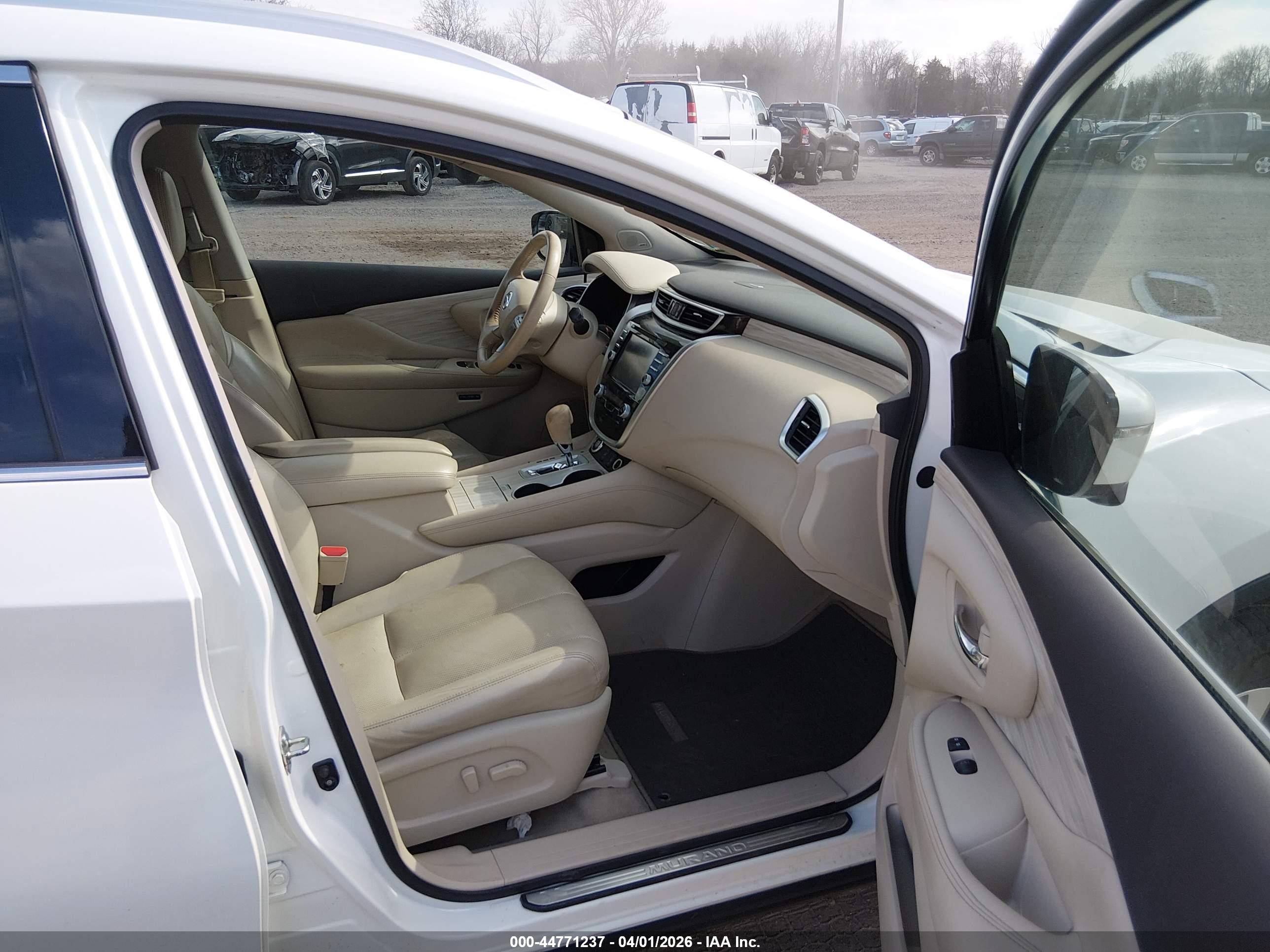 NISSAN MURANO image 5