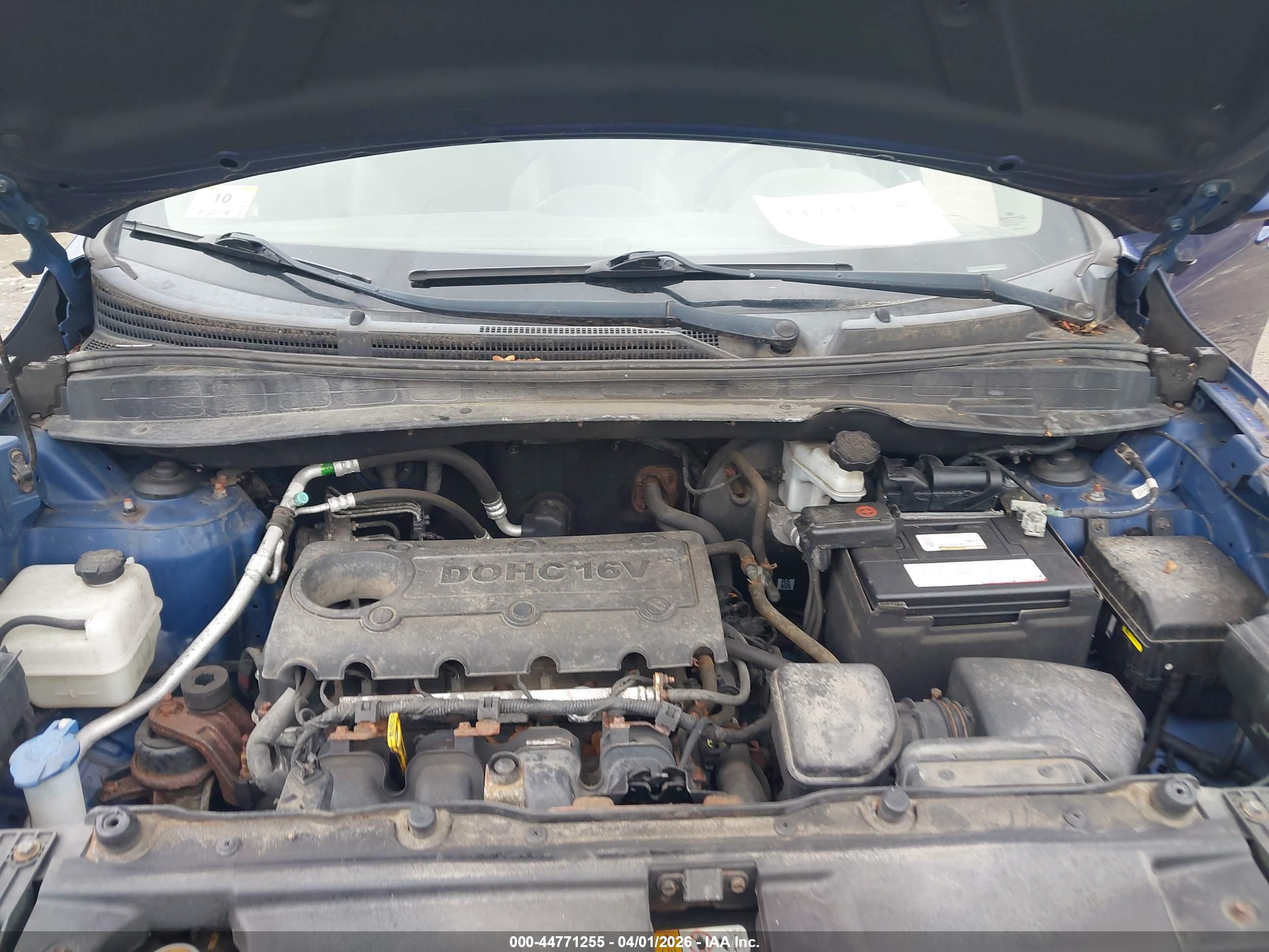HYUNDAI TUCSON image 10