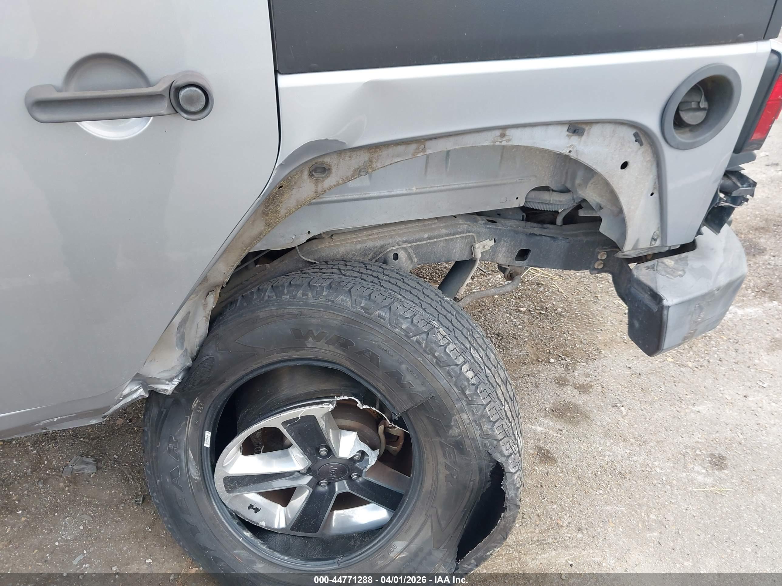 JEEP WRANGLER image 6