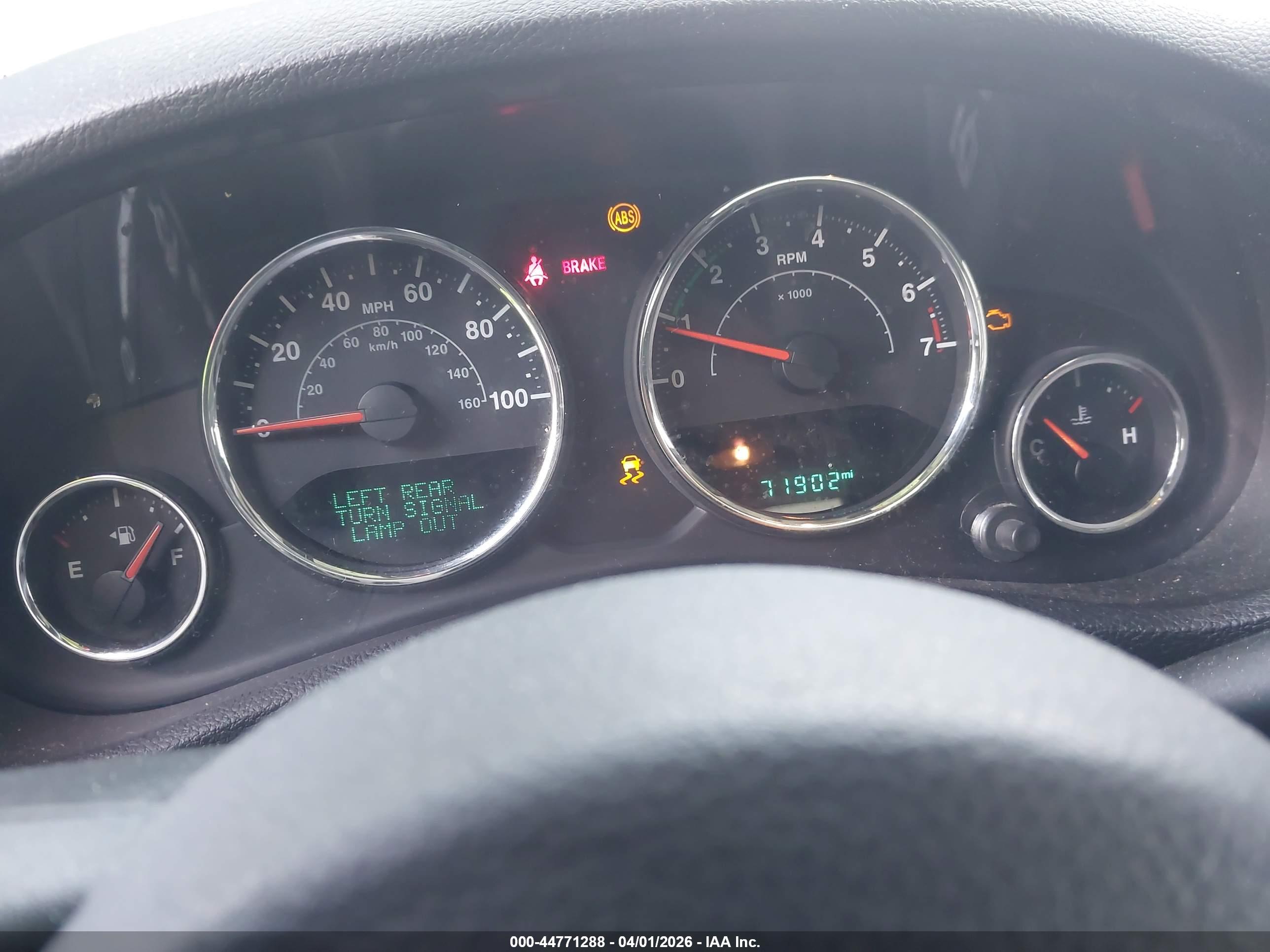 JEEP WRANGLER image 7