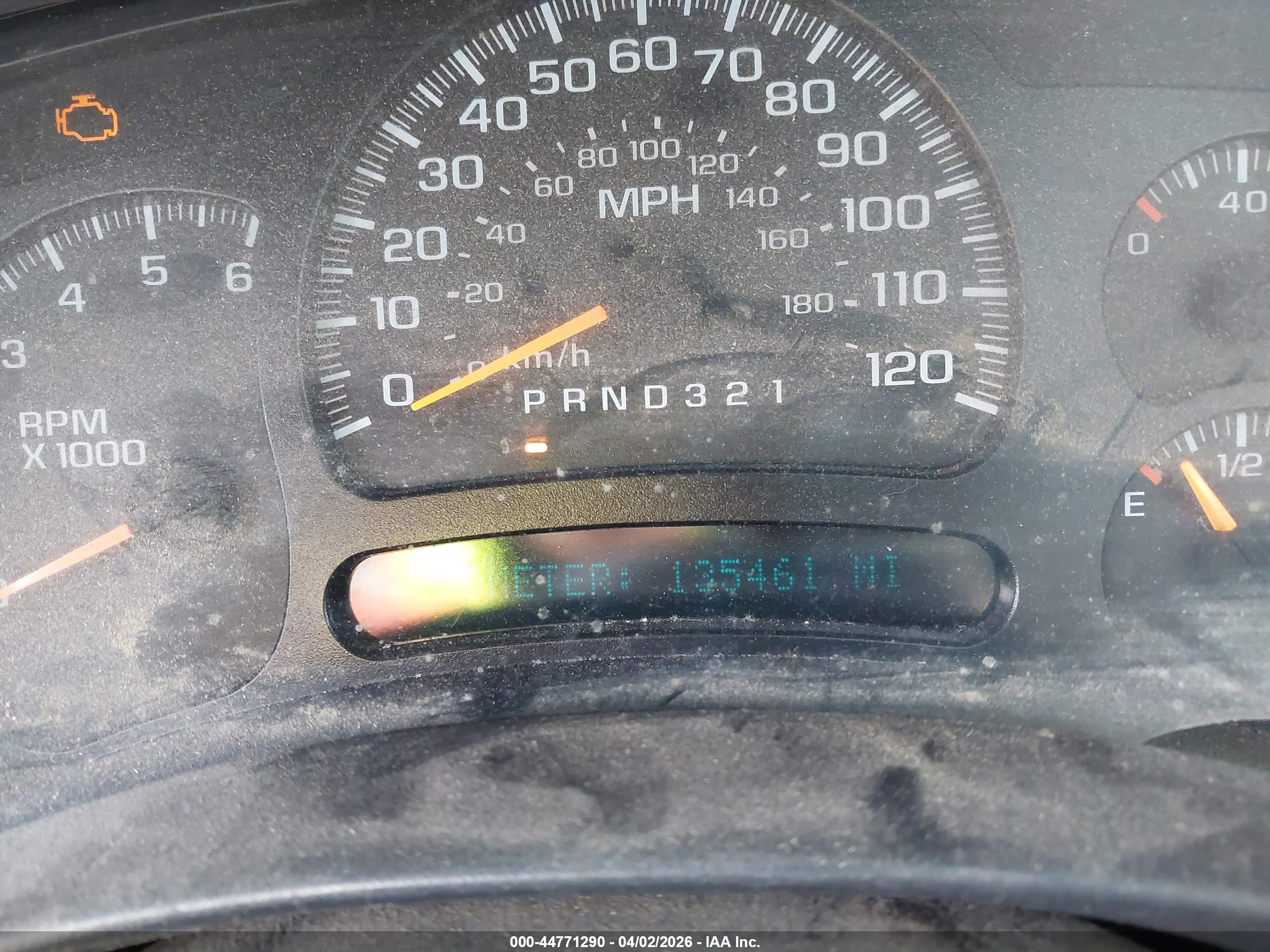 CHEVROLET SILVERADO image 7