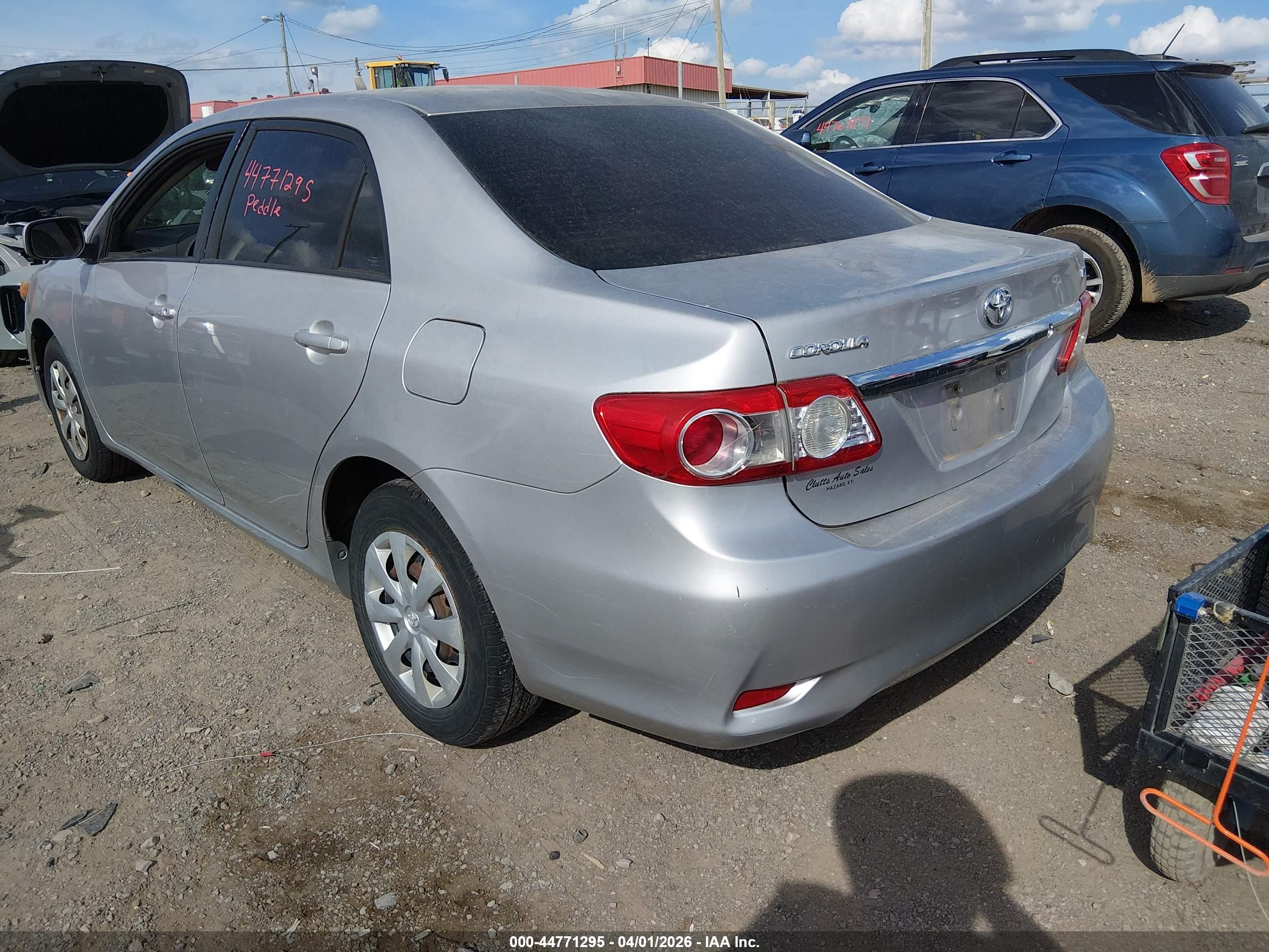 TOYOTA COROLLA image 3